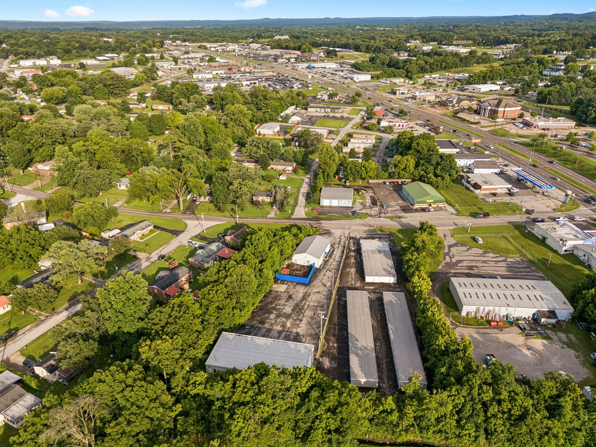 2400 Highland Ave, Columbia, TN 38401 2400 Highland Ave, Columbia, TN 38401