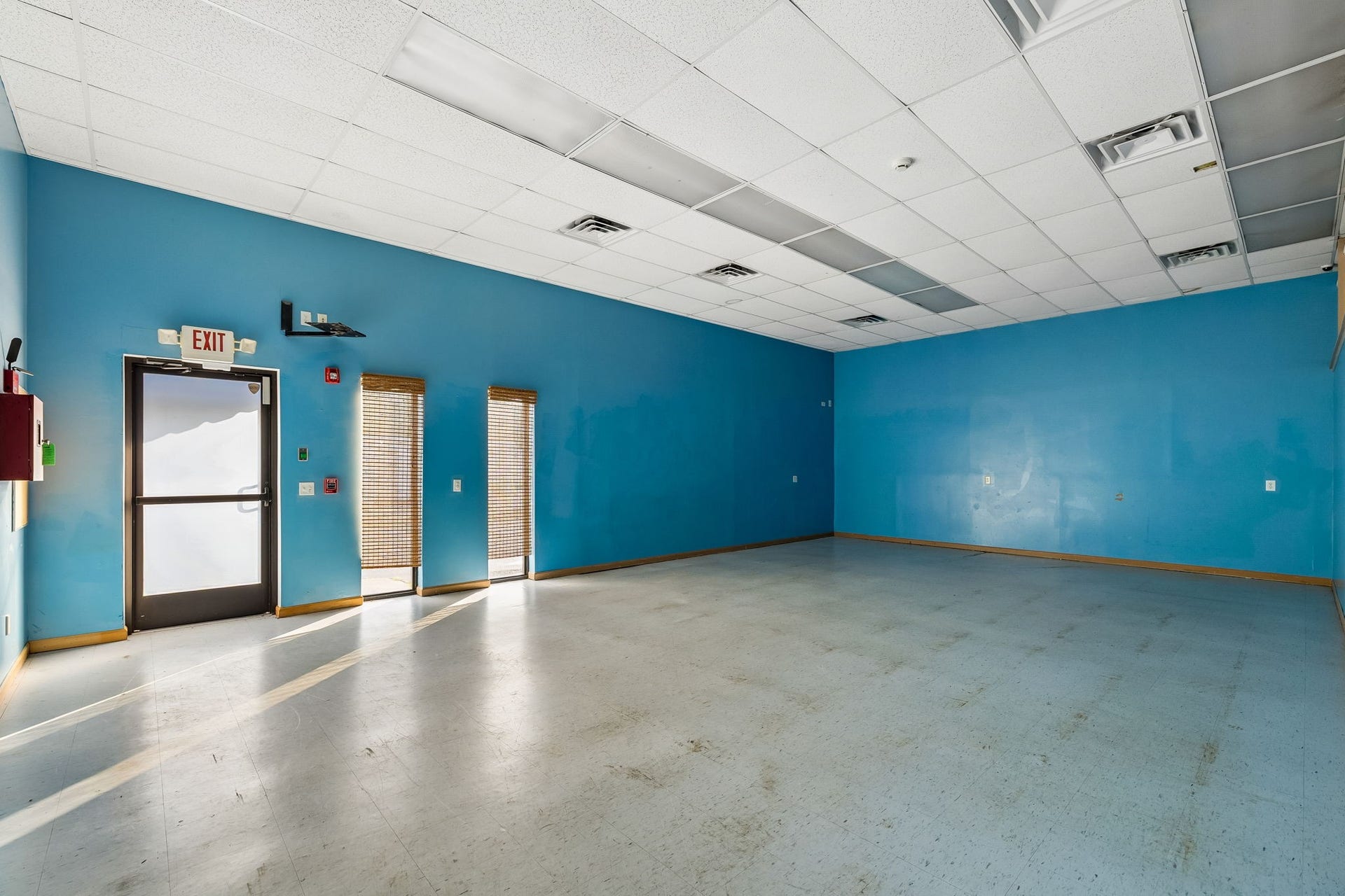 2400 Highland Ave, Columbia, TN 38401 2400 Highland Ave, Columbia, TN 38401