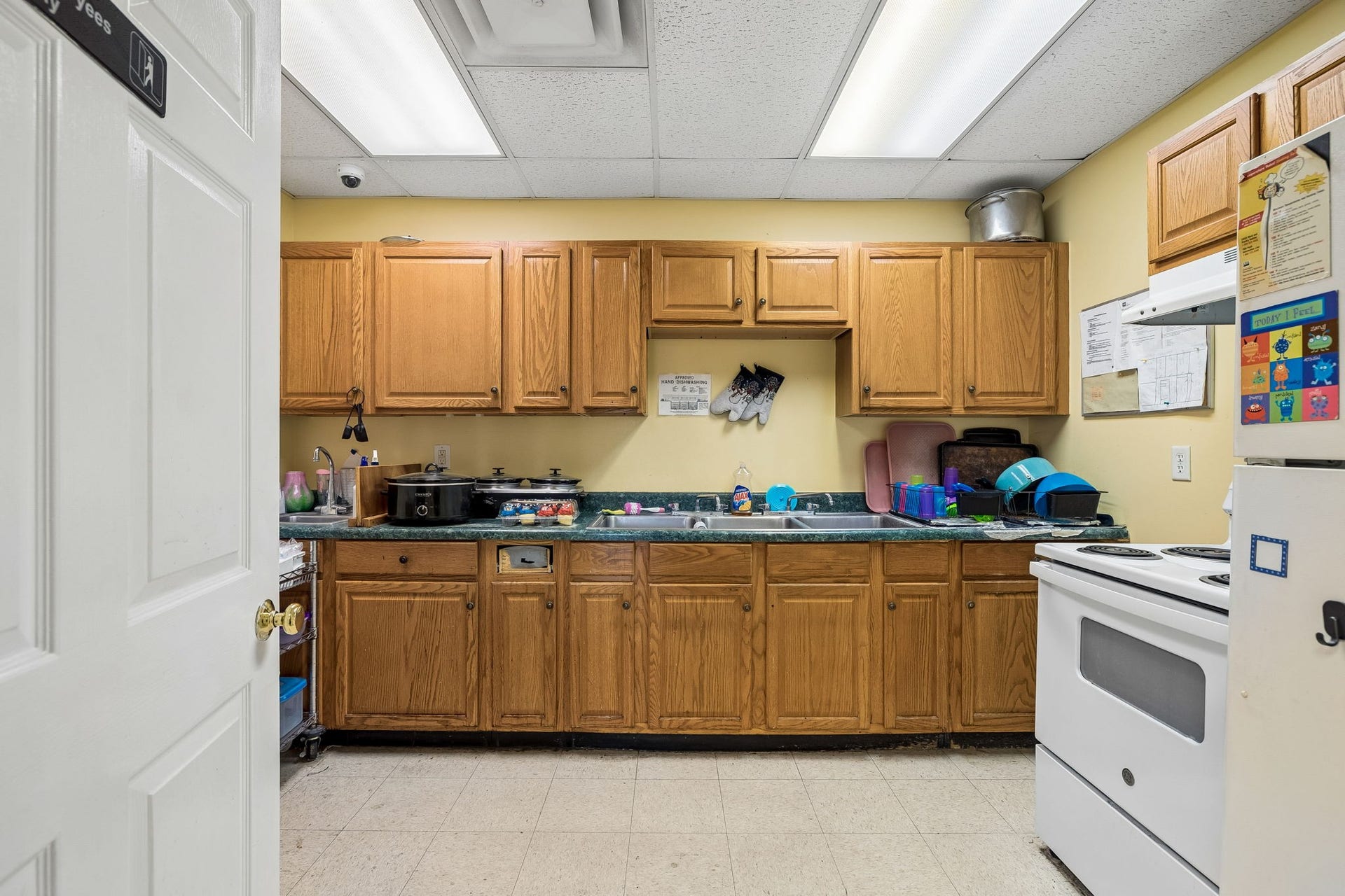 2400 Highland Ave, Columbia, TN 38401 2400 Highland Ave, Columbia, TN 38401