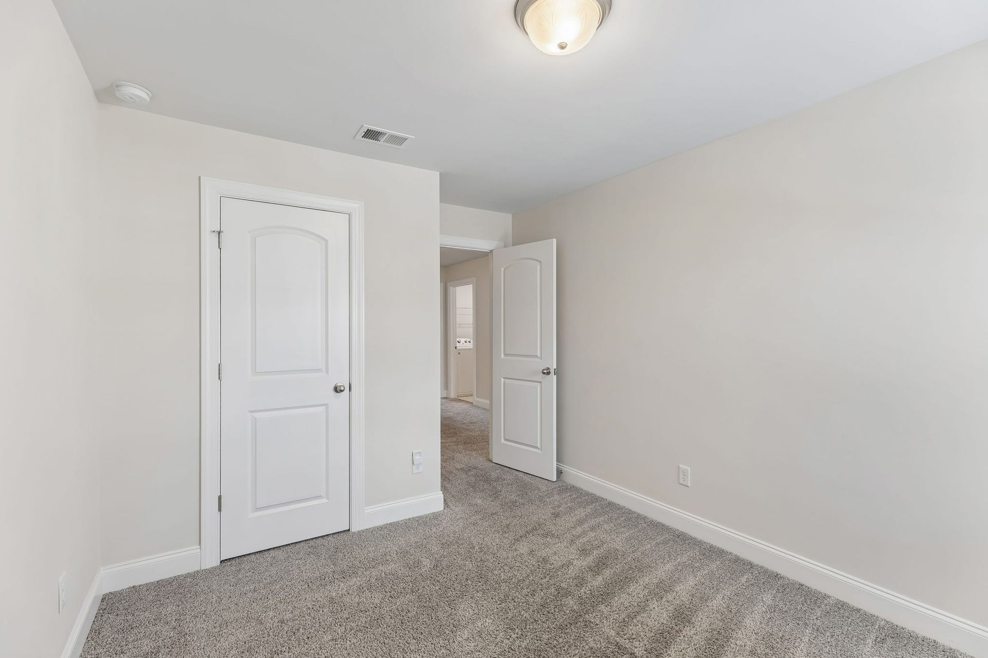 1017 McKee Ct, Columbia, TN 38401 1017 McKee Ct, Columbia, TN 38401
