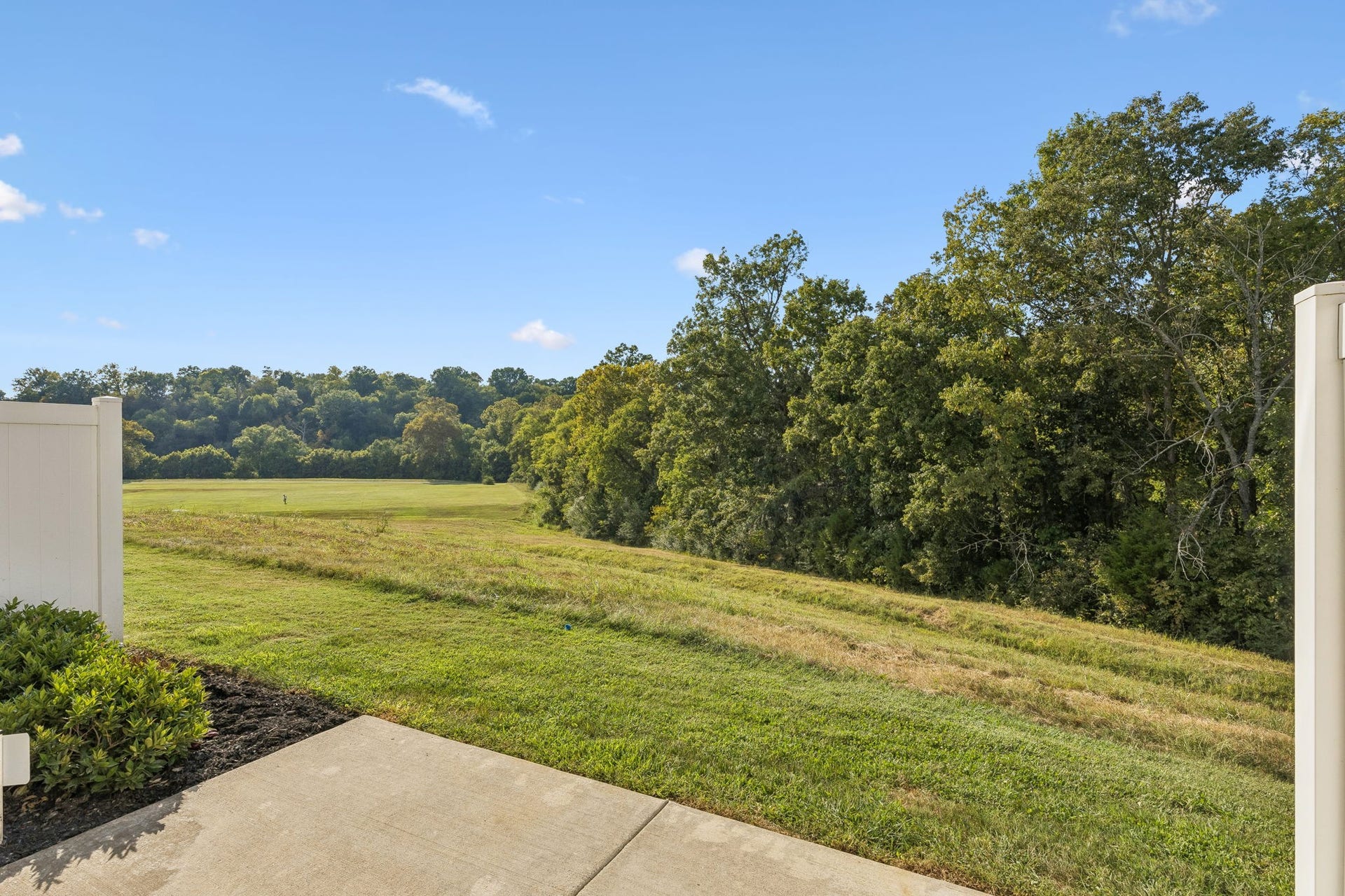 1017 McKee Ct, Columbia, TN 38401 1017 McKee Ct, Columbia, TN 38401