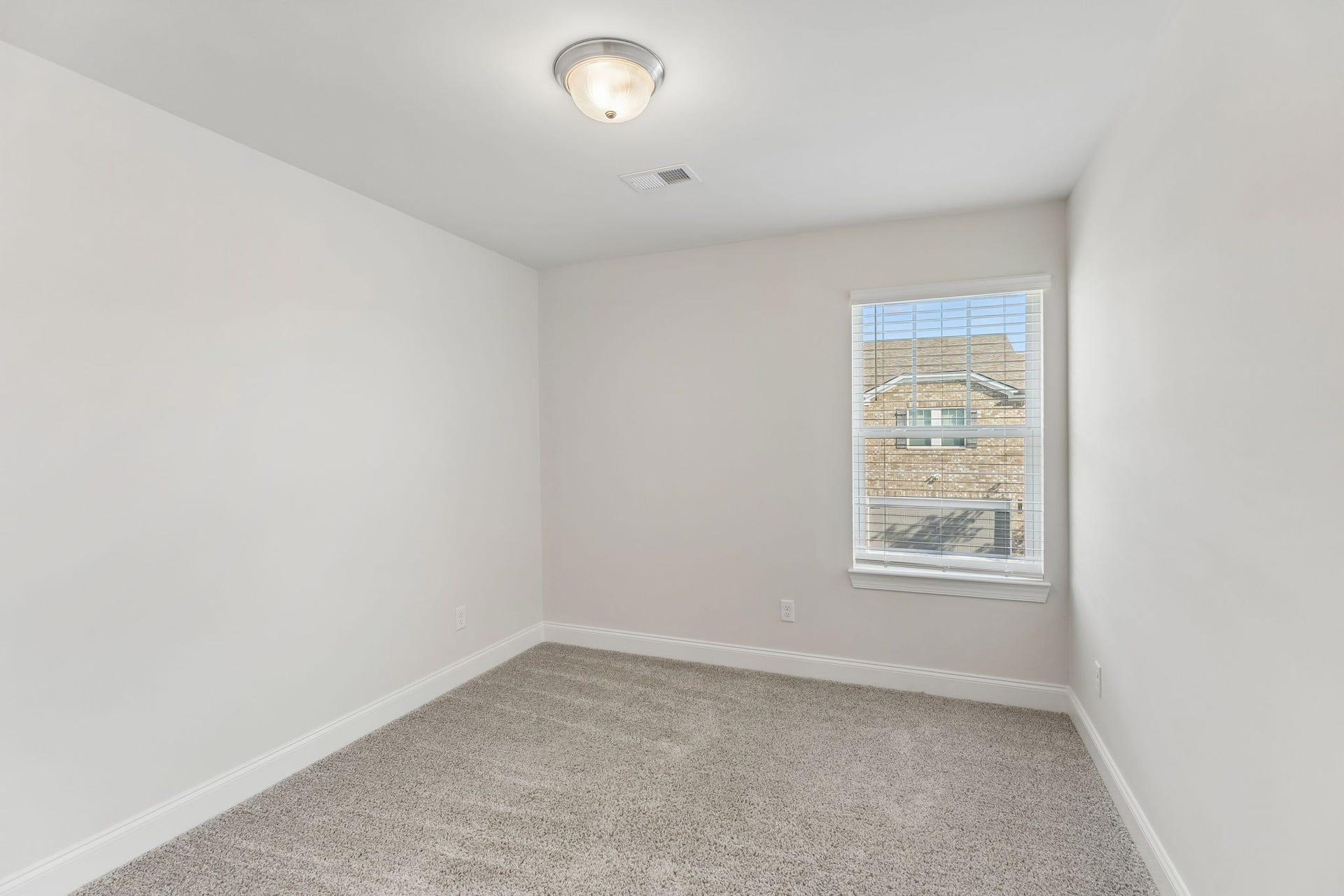 1017 McKee Ct, Columbia, TN 38401 1017 McKee Ct, Columbia, TN 38401