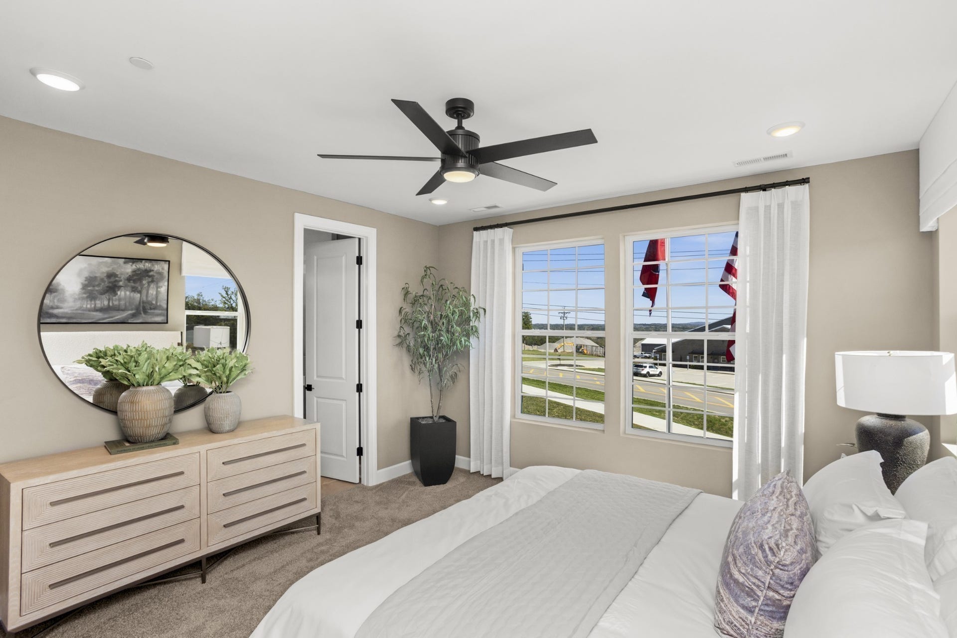 325 Lynwood Station Boulevard, Mount Juliet, TN 37122 Pictures are of previously completed model home of the same floorplan. Options and features may vary.
