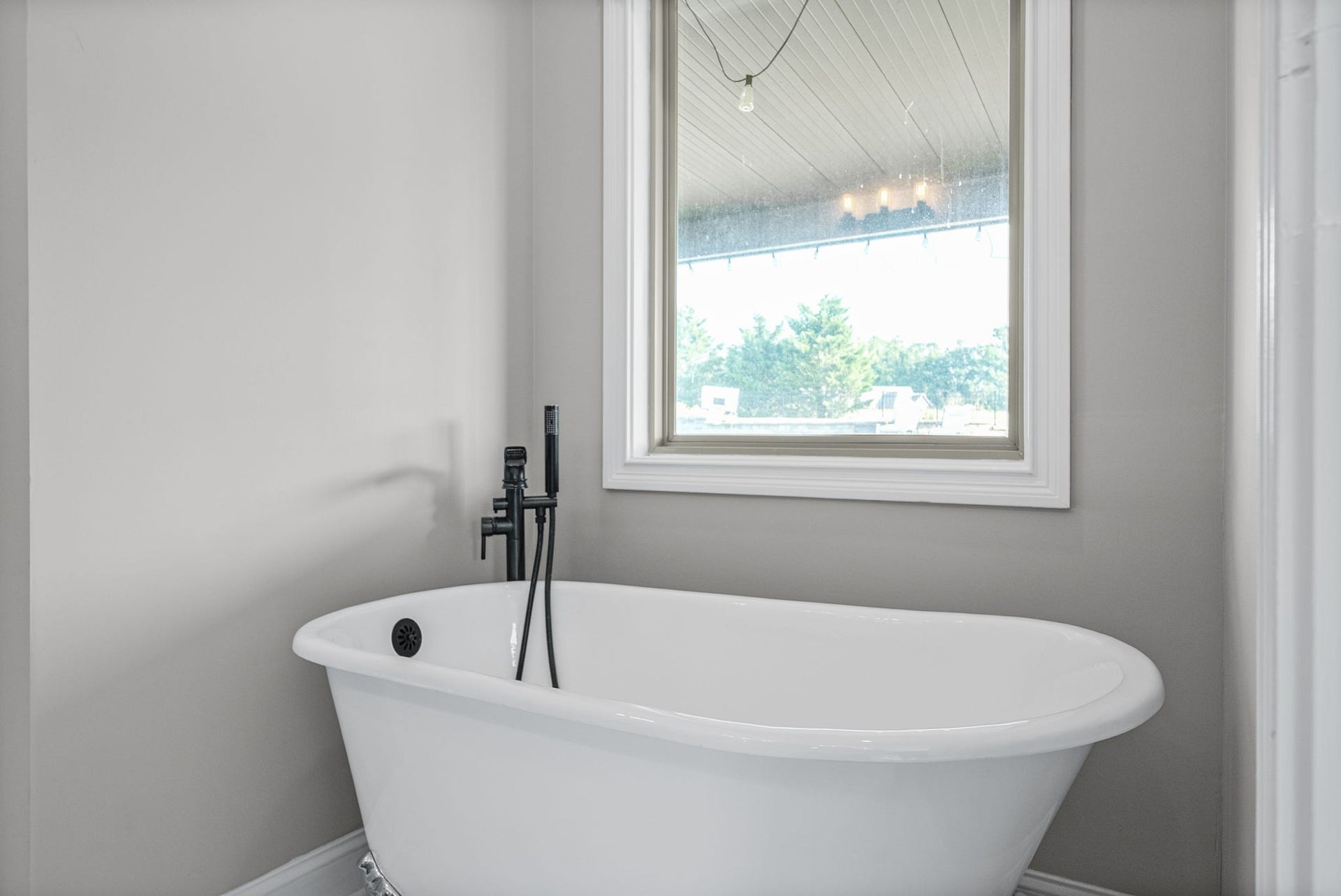 510 Falcon Crk, Lebanon, TN 37087 Soaking Tub