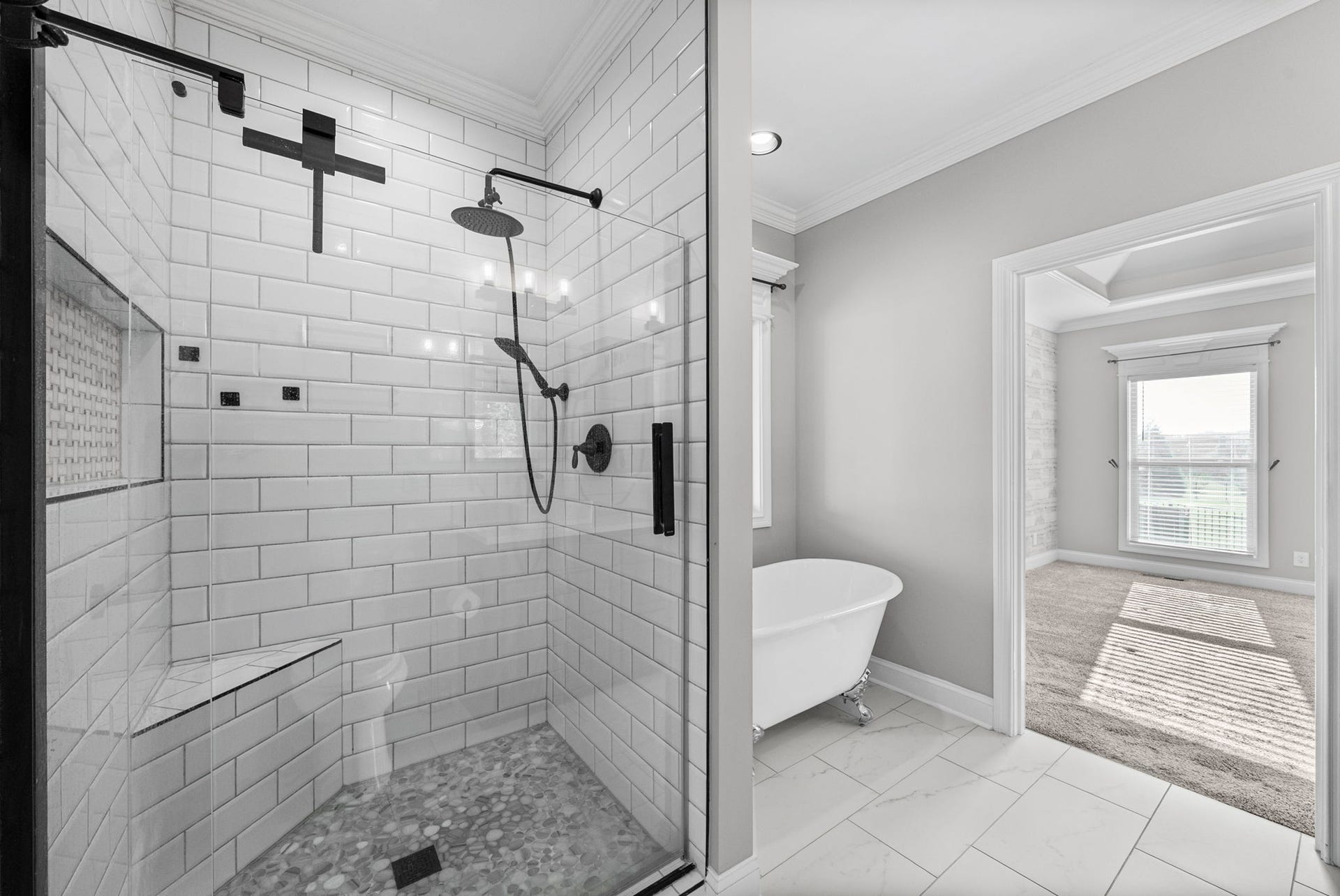 510 Falcon Crk, Lebanon, TN 37087 Walk-In Shower