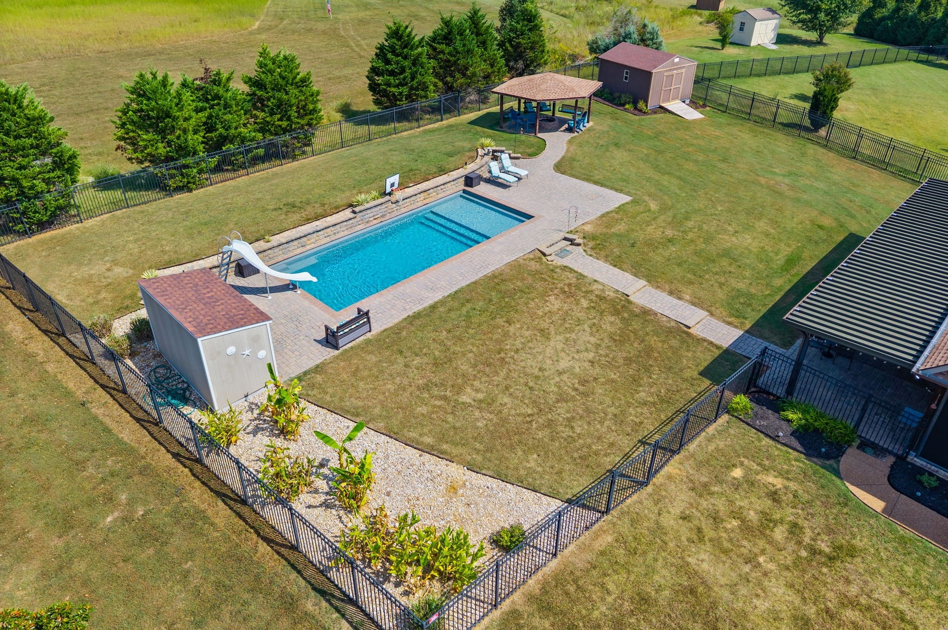 510 Falcon Crk, Lebanon, TN 37087 Aerial Backyard View