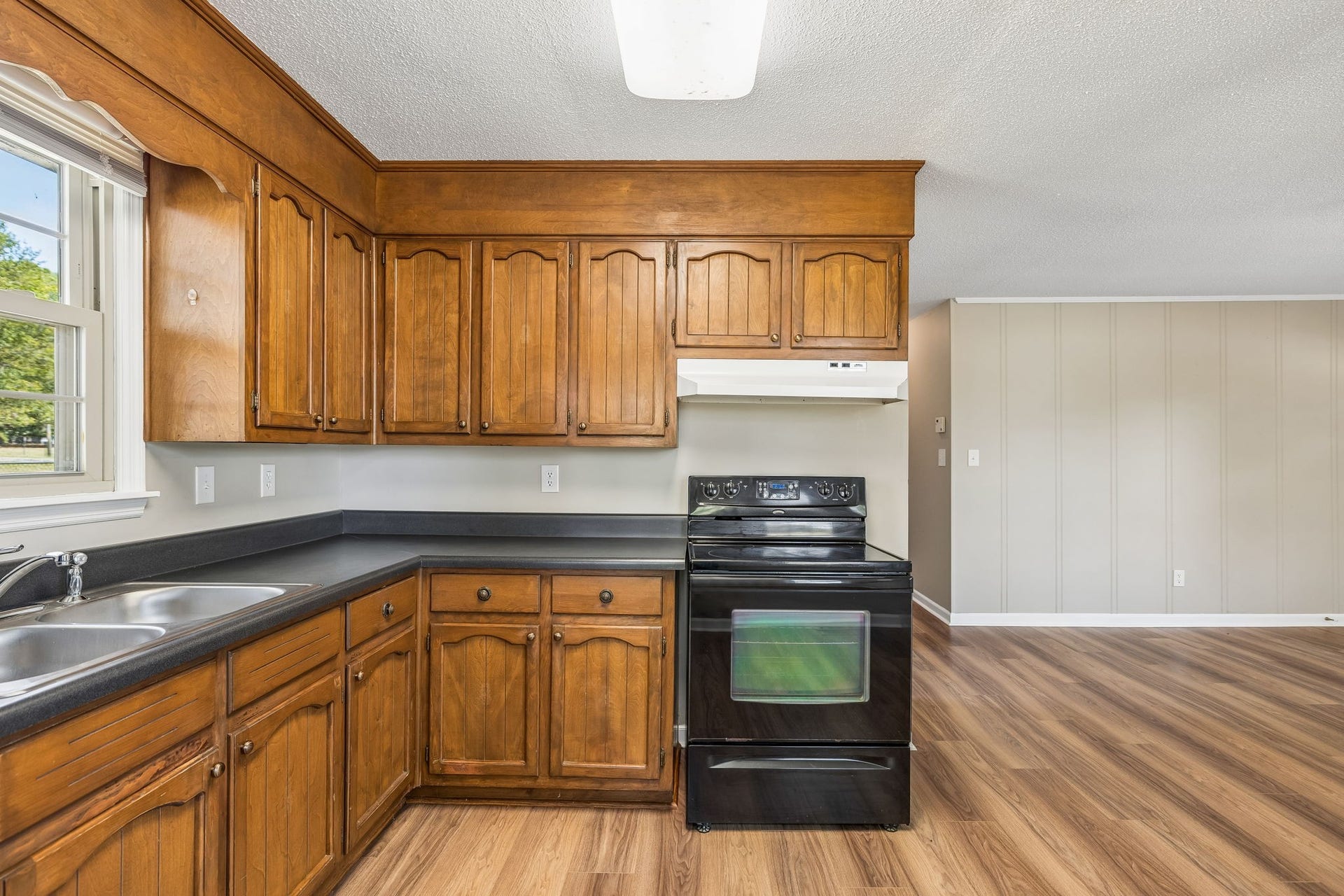 2734 Carters Creek Station Rd, Columbia, TN 38401 2734 Carters Creek Station Rd, Columbia, TN 38401