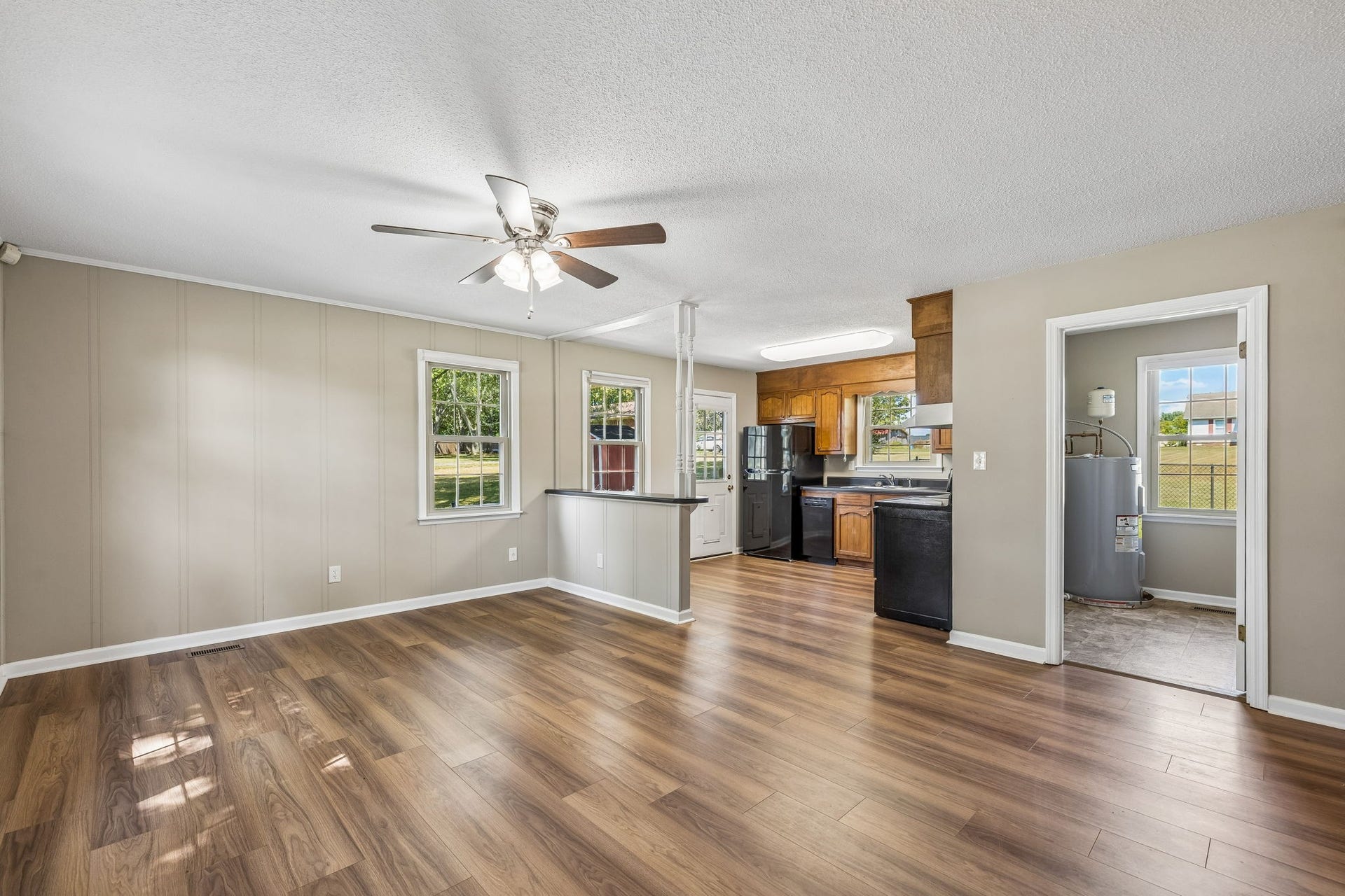 2734 Carters Creek Station Rd, Columbia, TN 38401 2734 Carters Creek Station Rd, Columbia, TN 38401