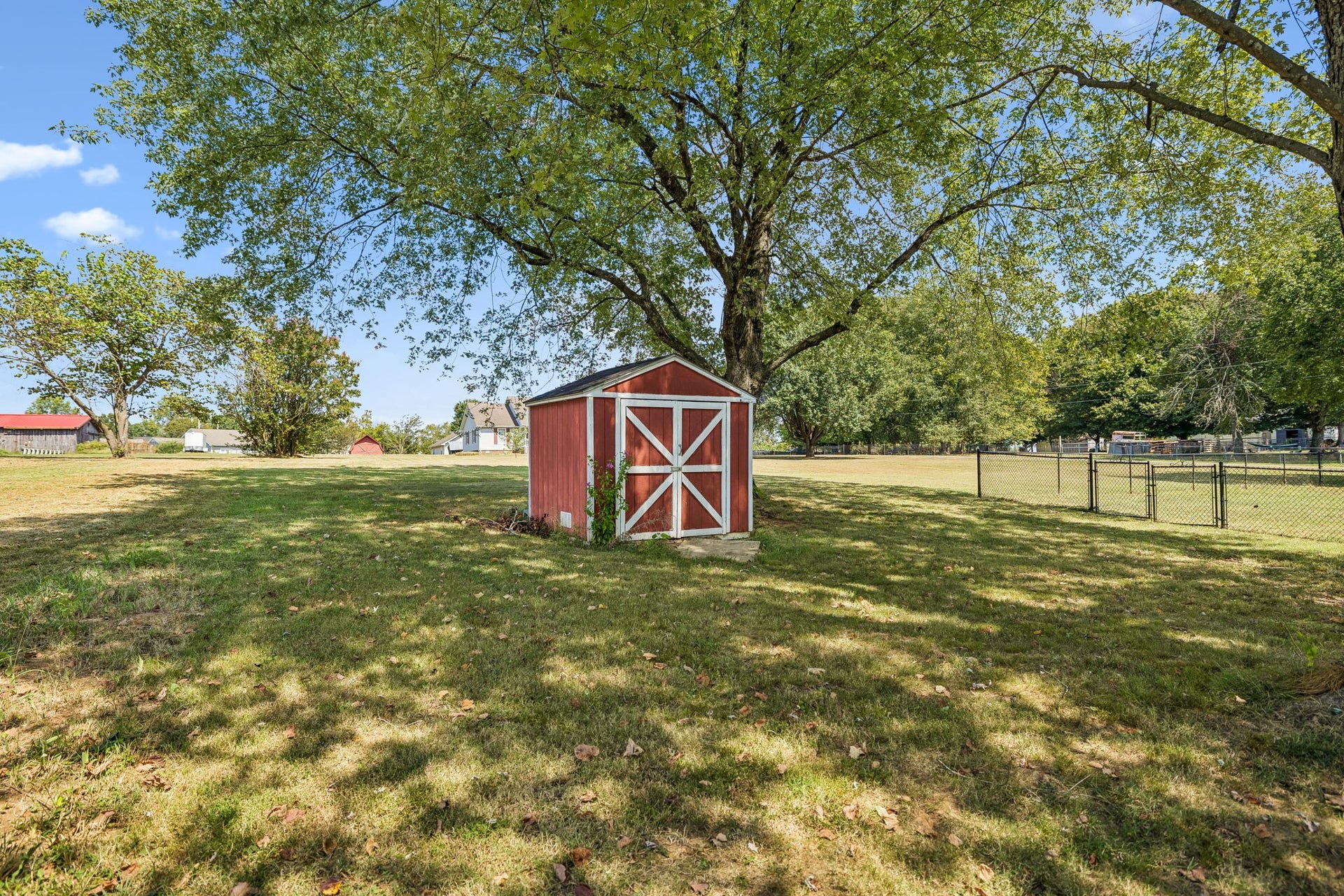 2734 Carters Creek Station Rd, Columbia, TN 38401 2734 Carters Creek Station Rd, Columbia, TN 38401