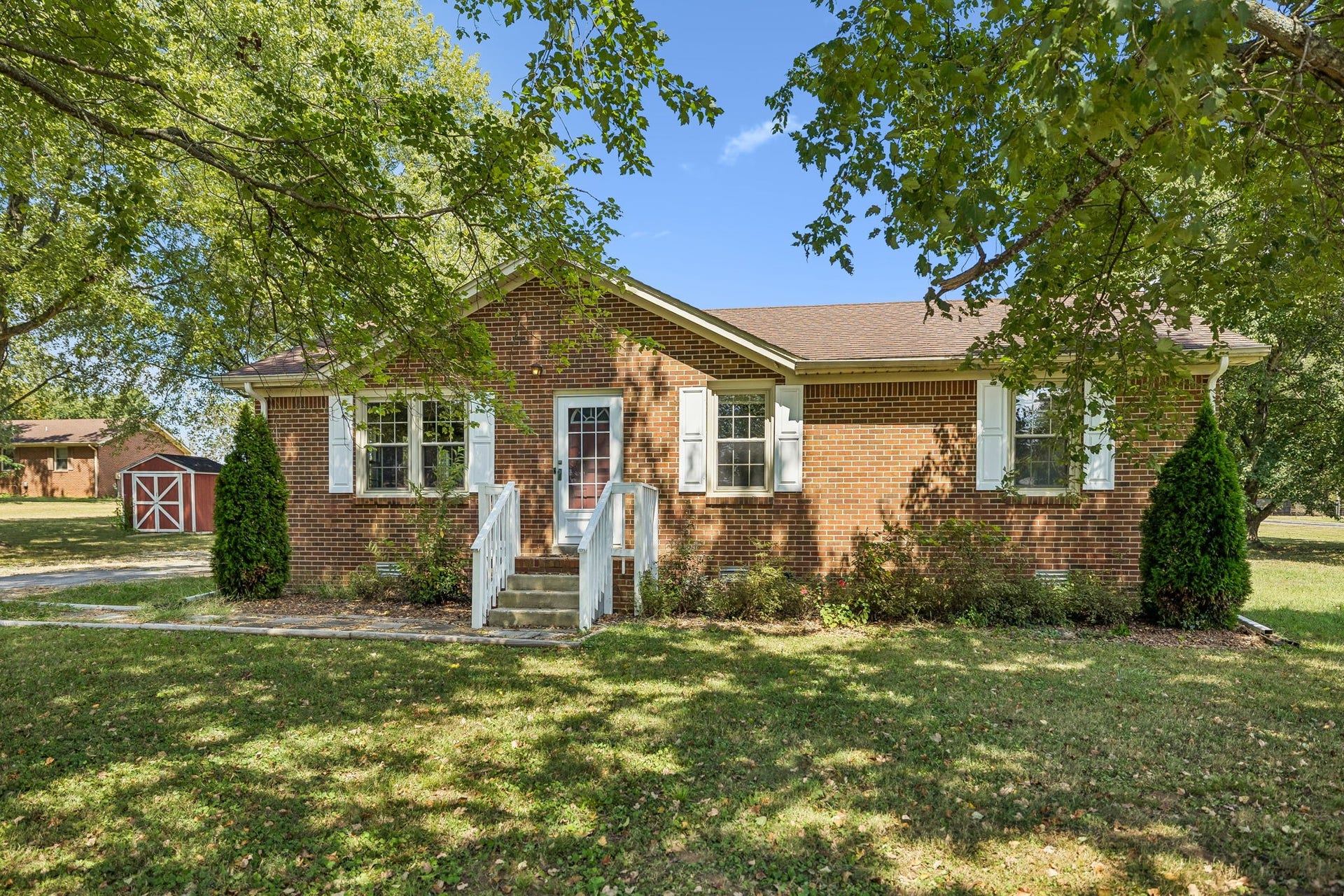 2734 Carters Creek Station Rd, Columbia, TN 38401 2734 Carters Creek Station Rd, Columbia, TN 38401