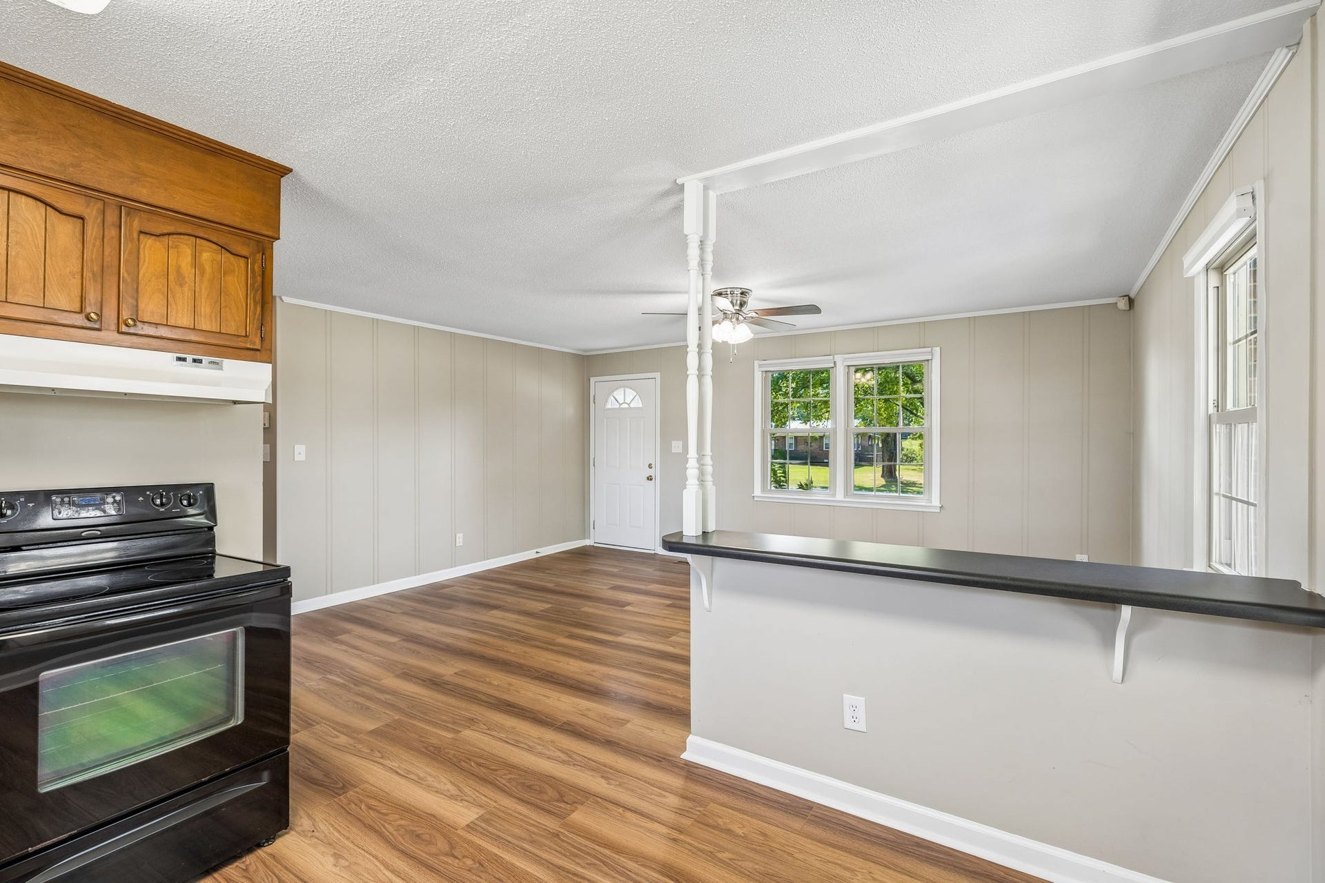 2734 Carters Creek Station Rd, Columbia, TN 38401 2734 Carters Creek Station Rd, Columbia, TN 38401
