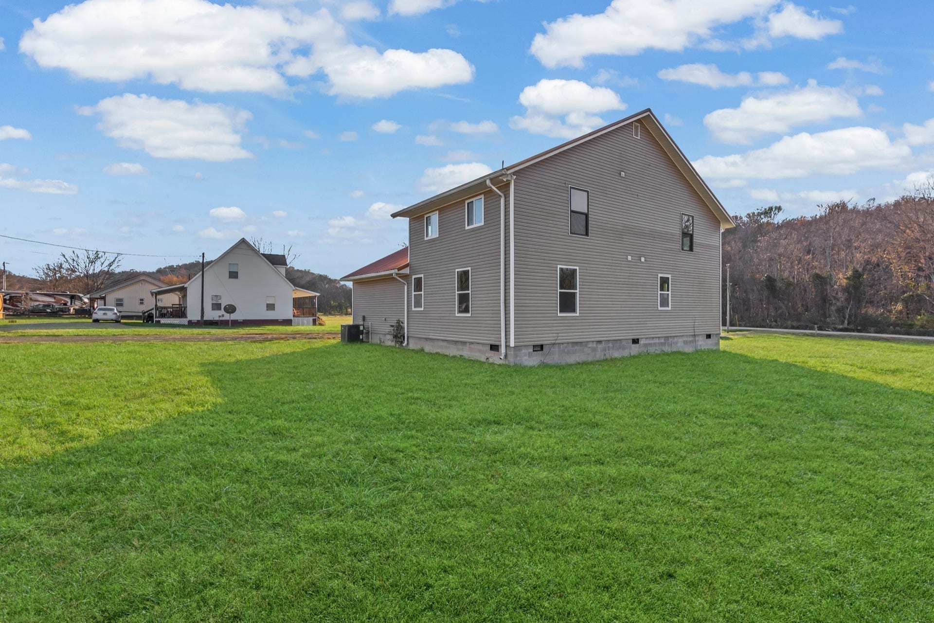 8637 Dog Branch Rd, Mount Pleasant, TN 38474