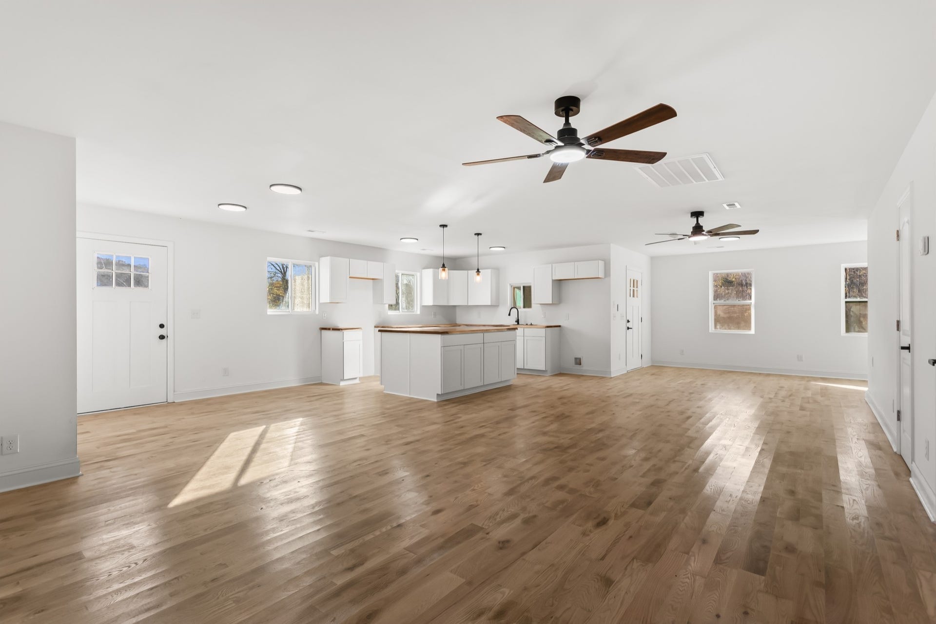 8637 Dog Branch Rd, Mount Pleasant, TN 38474