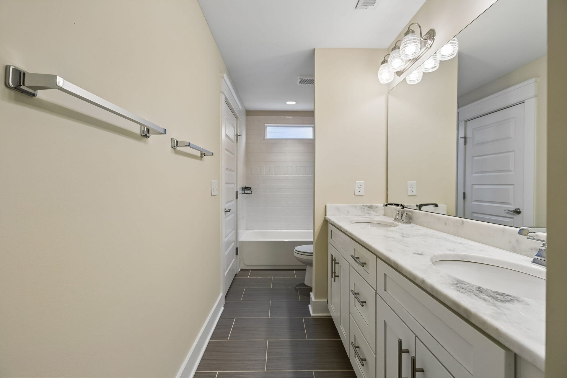 904B Delmas Ave, Nashville, TN 37216 904B Delmas Ave, Nashville, TN 37216