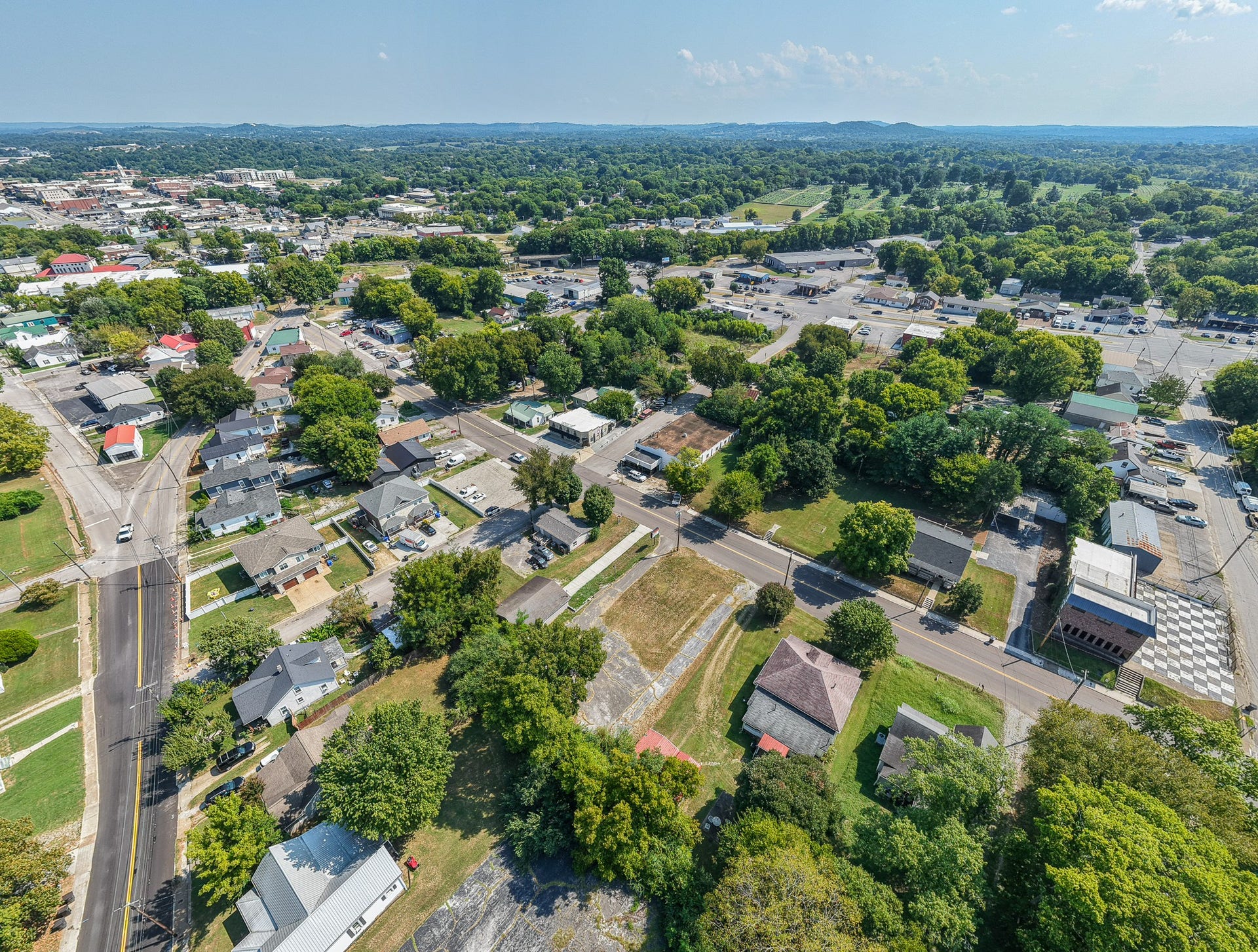 1504 S Main St, Columbia, TN 38401 1504 S Main St, Columbia, TN 38401