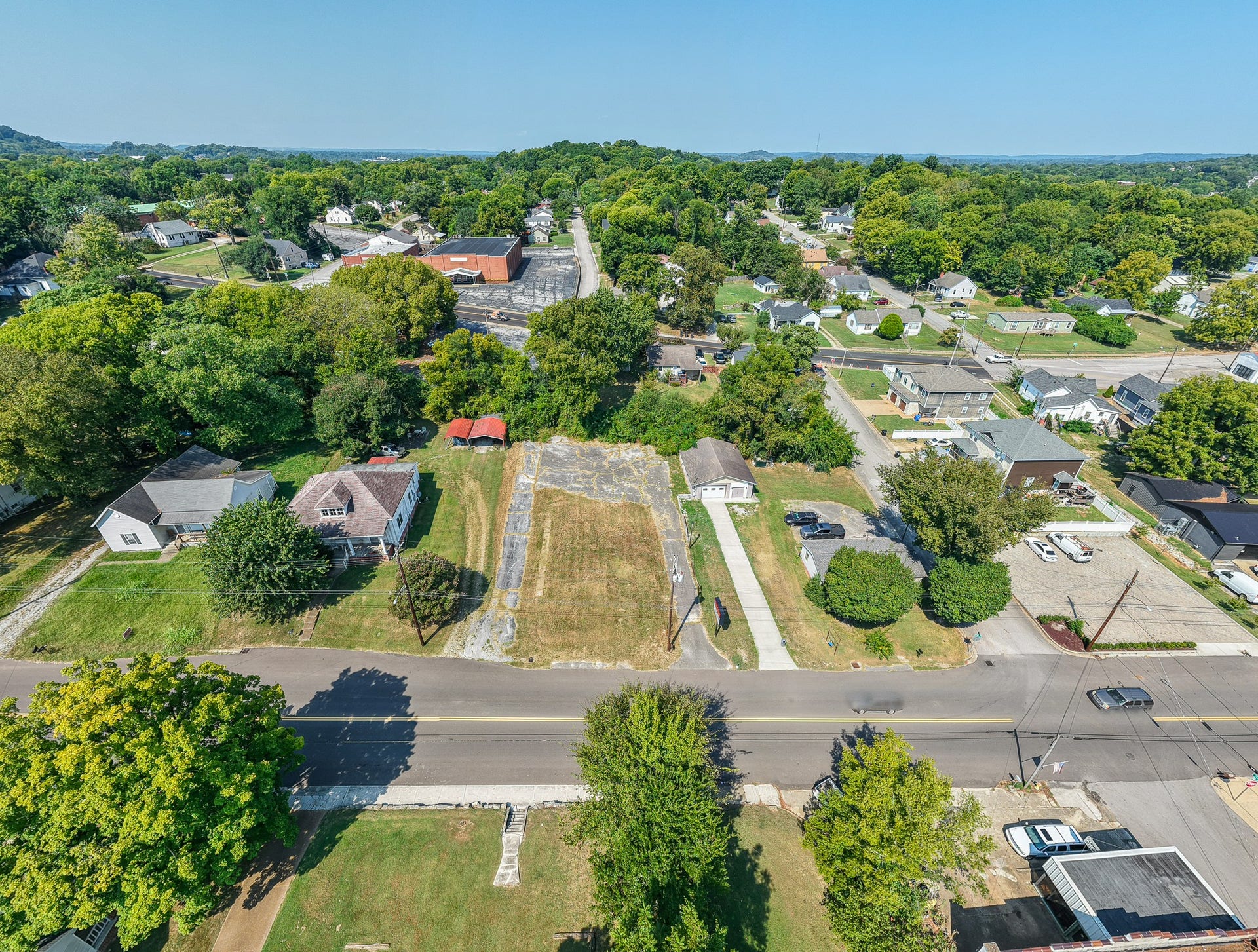 1504 S Main St, Columbia, TN 38401 1504 S Main St, Columbia, TN 38401