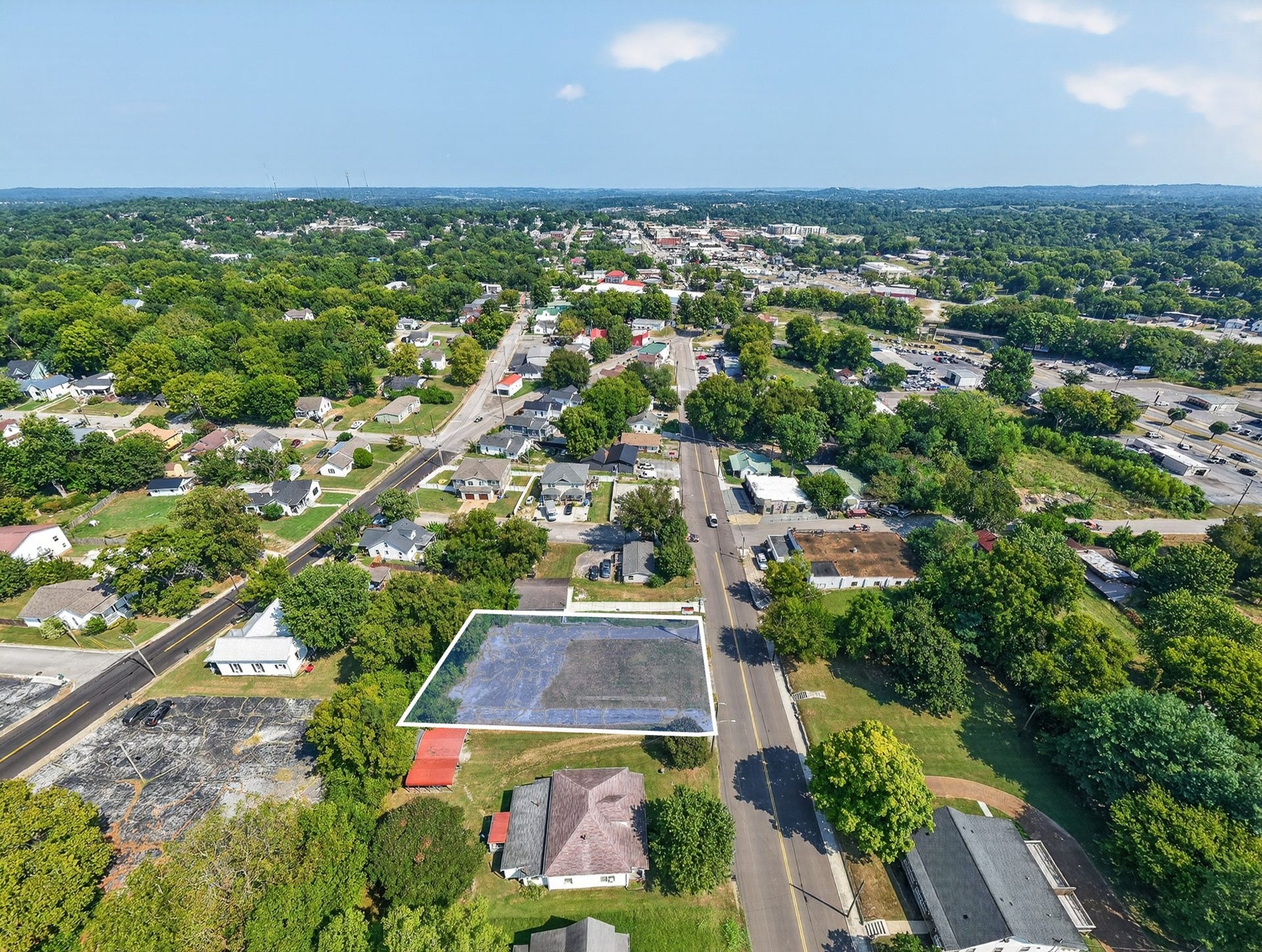 1504 S Main St, Columbia, TN 38401 1504 S Main St, Columbia, TN 38401