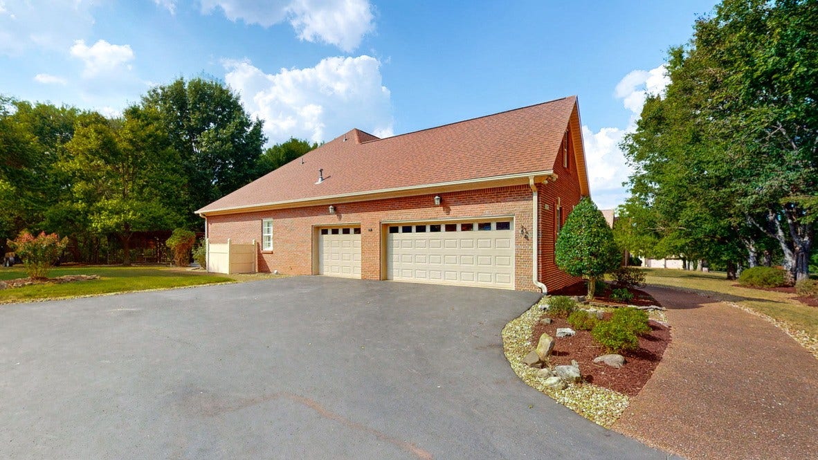 1395 Charleston Ln, Columbia, TN 38401 1395 Charleston Ln, Columbia, TN 38401