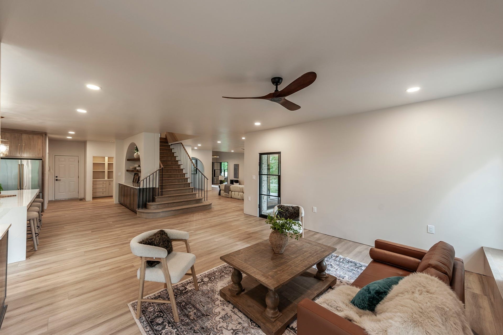 1205 Sequoya Trl, Columbia, TN 38401 1205 Sequoya Trl, Columbia, TN 38401