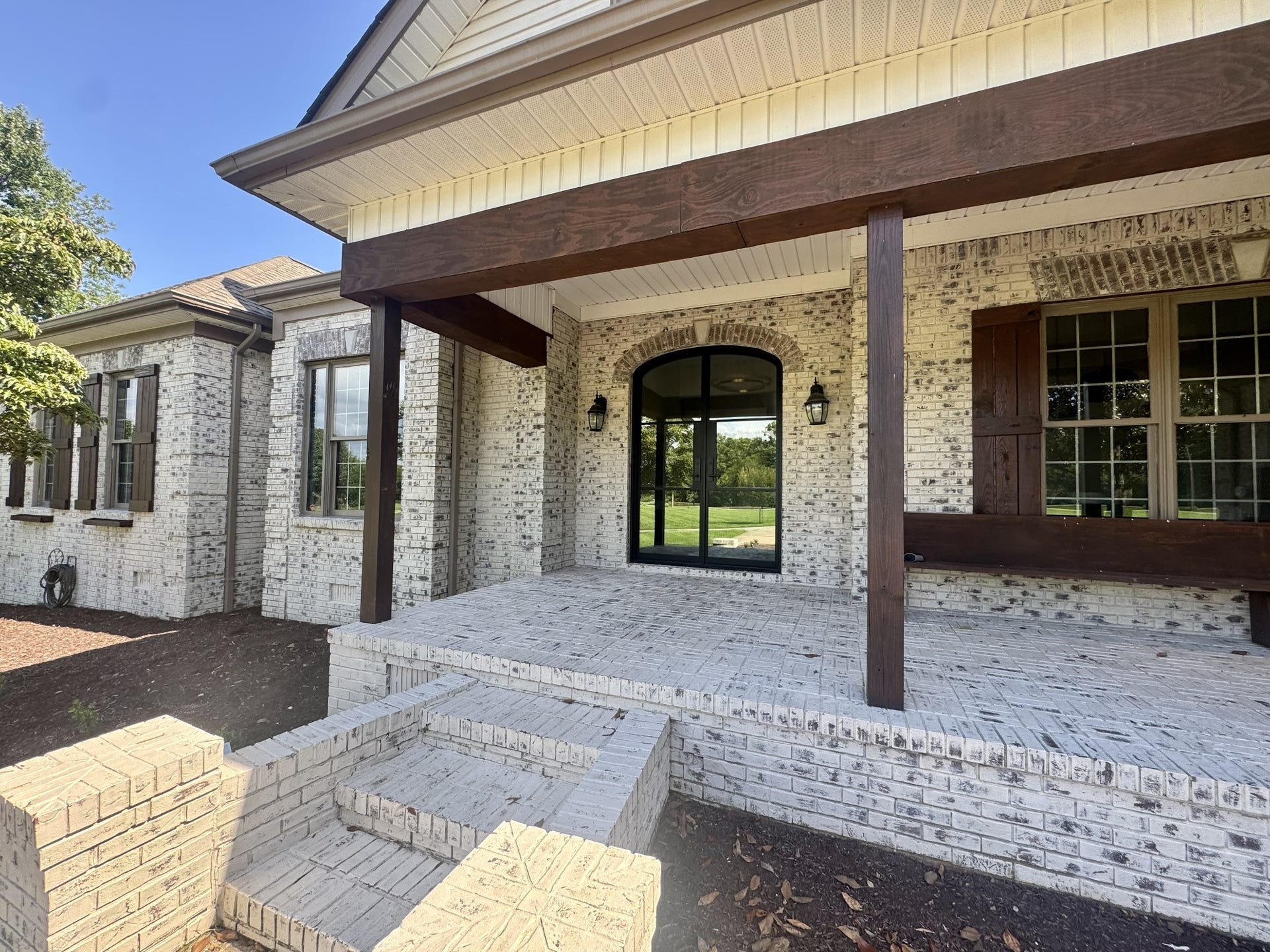 1205 Sequoya Trl, Columbia, TN 38401 1205 Sequoya Trl, Columbia, TN 38401
