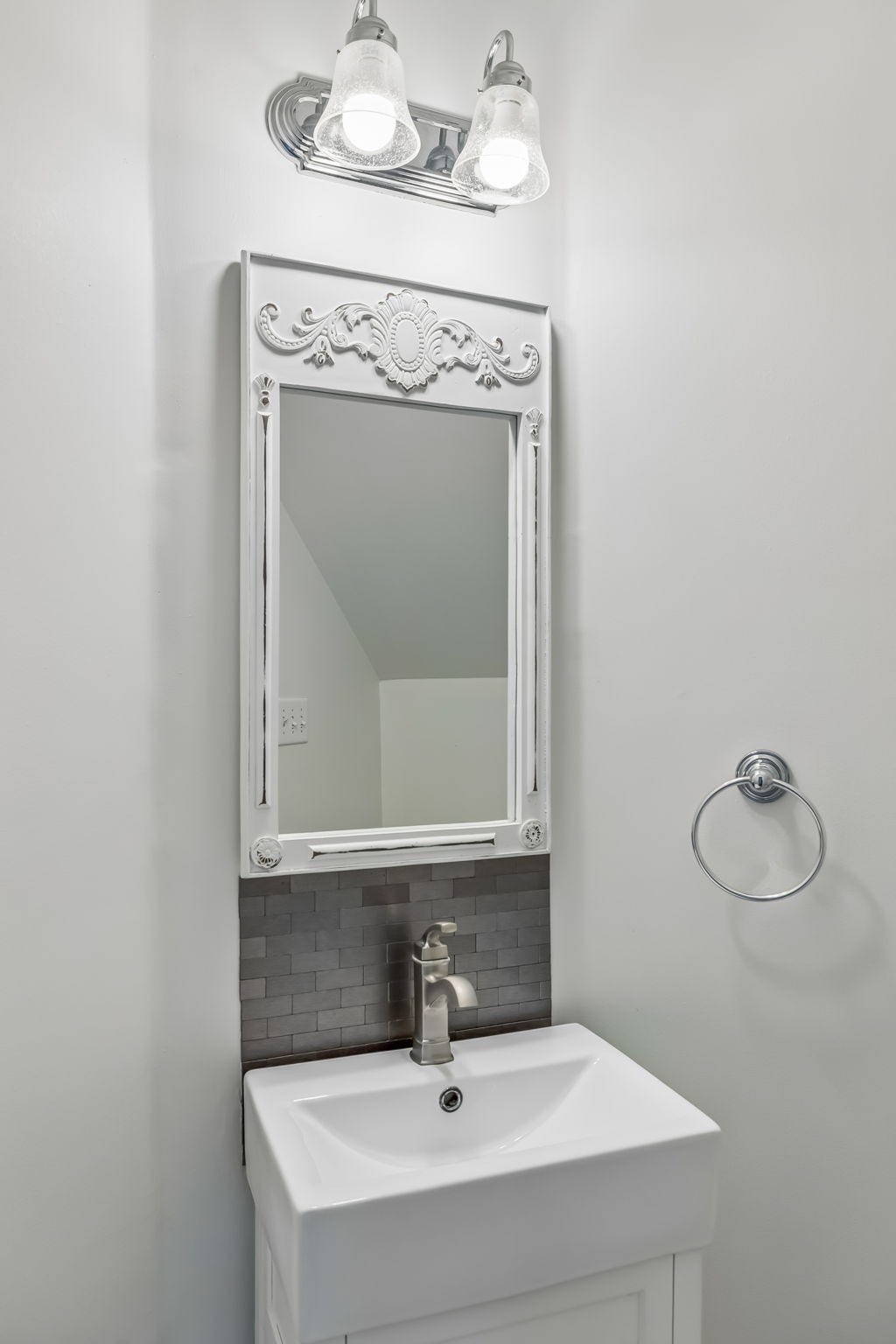 1404 Brook Dr, Columbia, TN 38401 1404 Brook Dr, Columbia, TN 38401