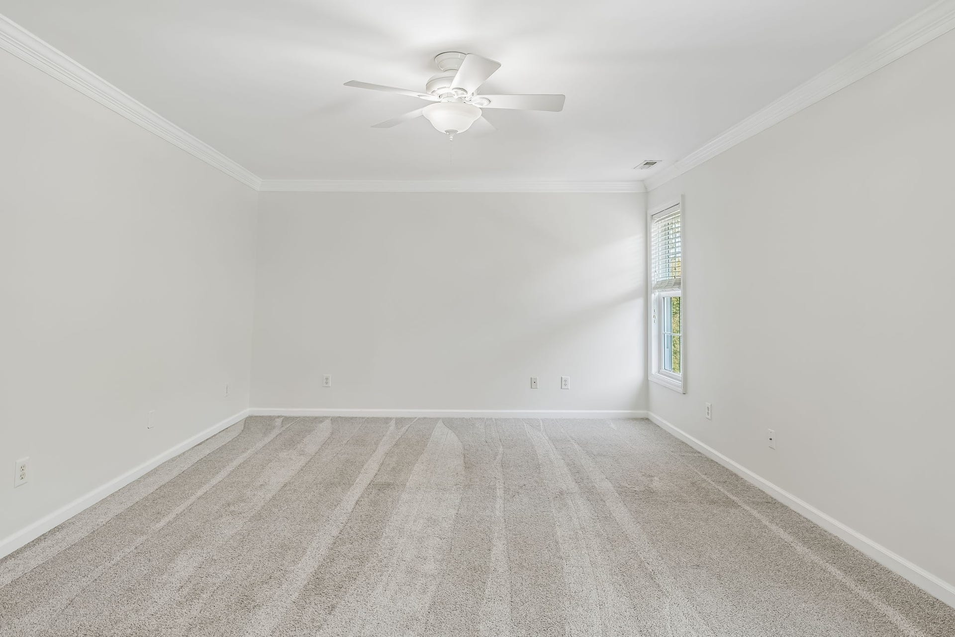 1404 Brook Dr, Columbia, TN 38401 1404 Brook Dr, Columbia, TN 38401