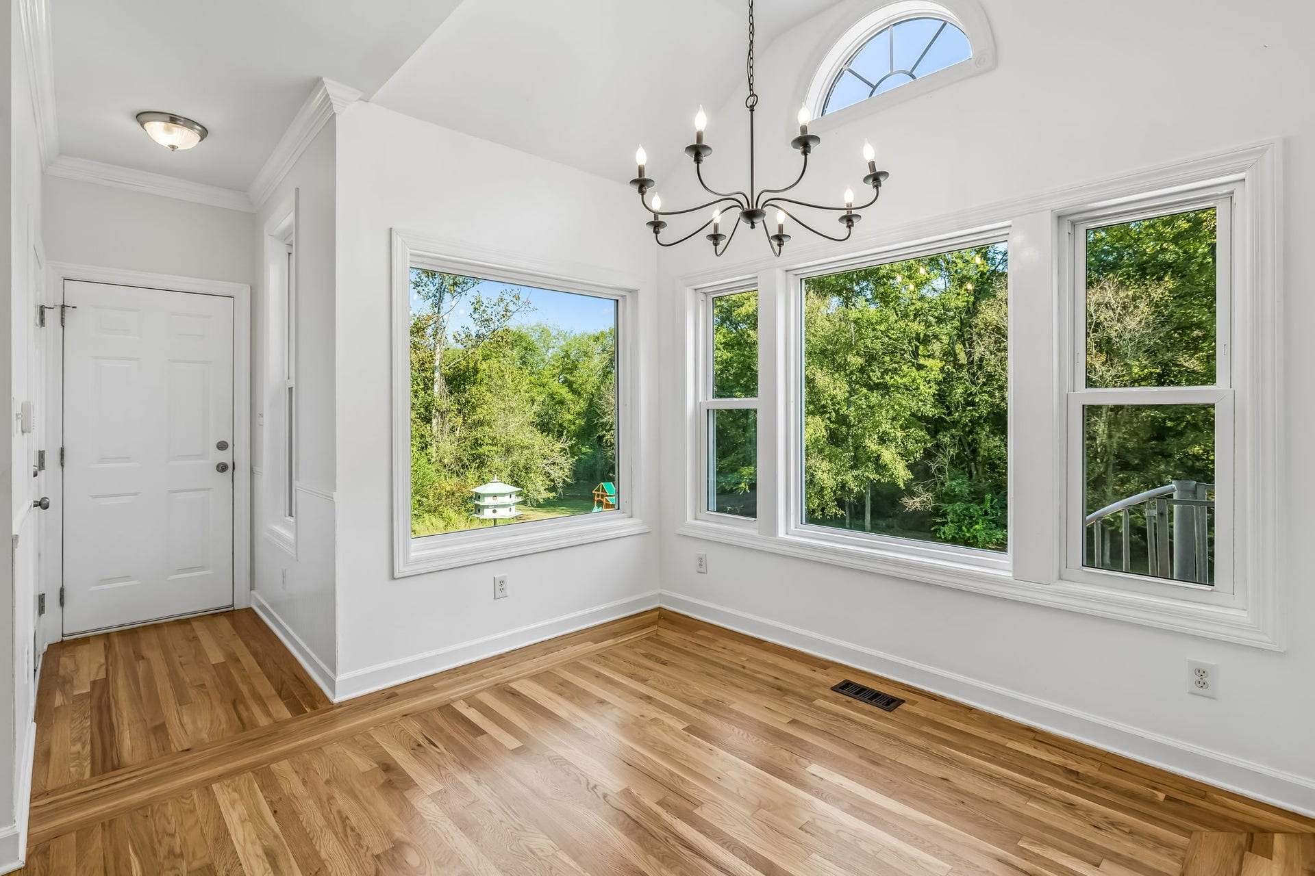 1404 Brook Dr, Columbia, TN 38401 1404 Brook Dr, Columbia, TN 38401