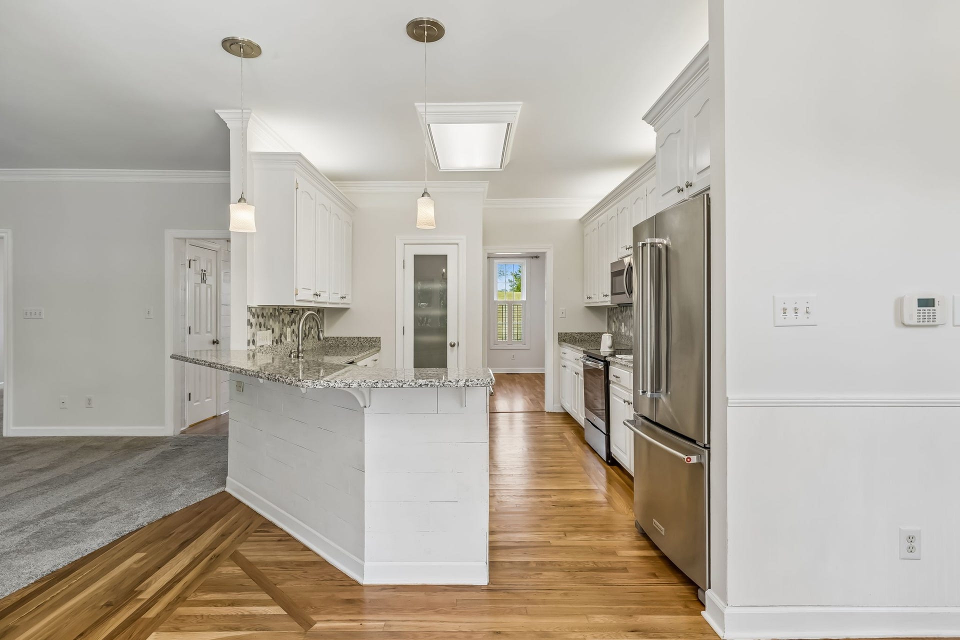 1404 Brook Dr, Columbia, TN 38401 1404 Brook Dr, Columbia, TN 38401