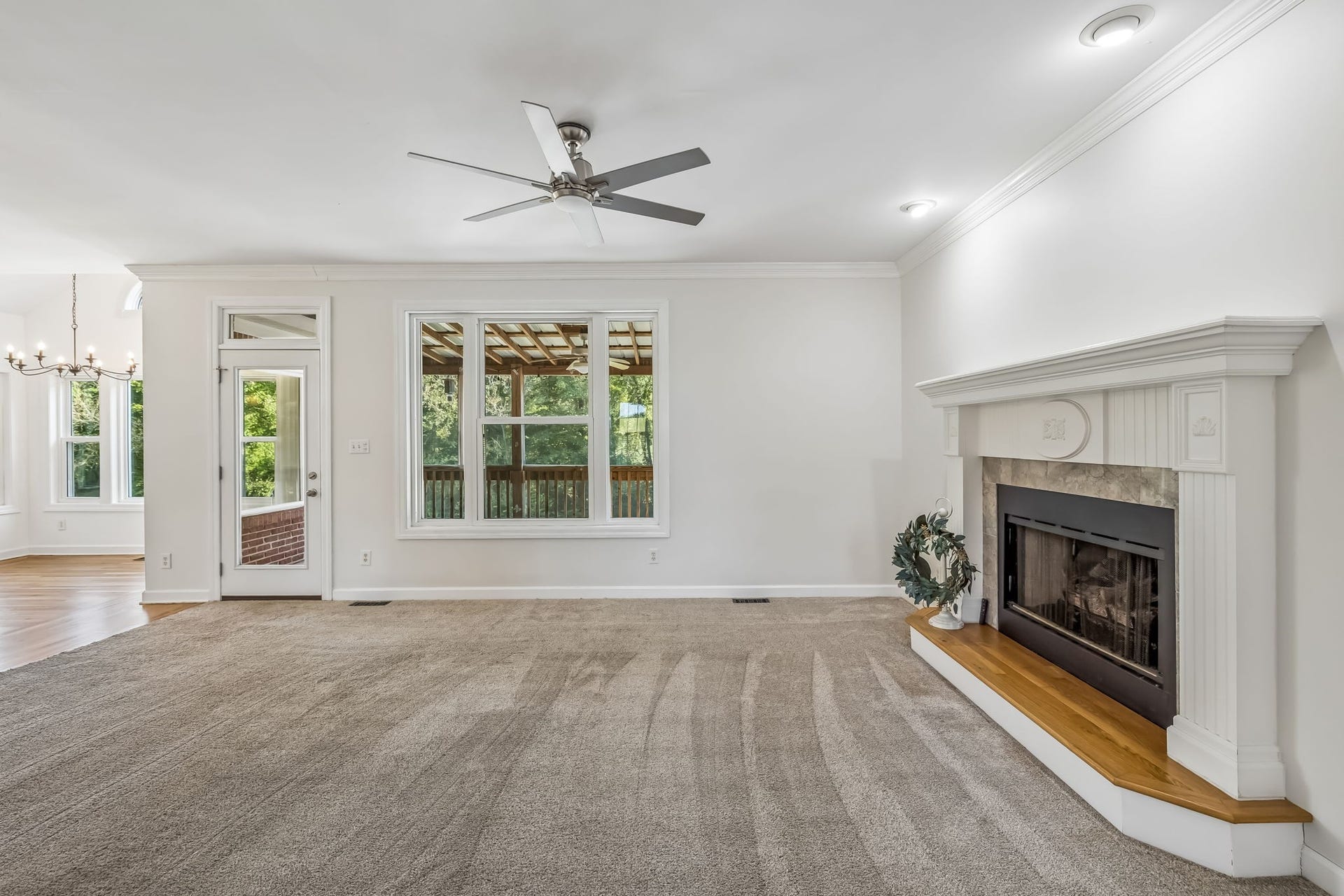 1404 Brook Dr, Columbia, TN 38401 1404 Brook Dr, Columbia, TN 38401