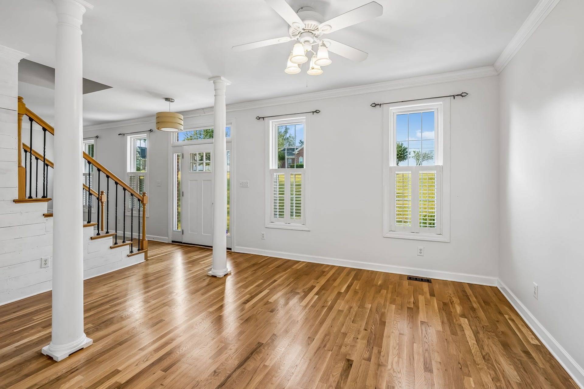 1404 Brook Dr, Columbia, TN 38401 1404 Brook Dr, Columbia, TN 38401