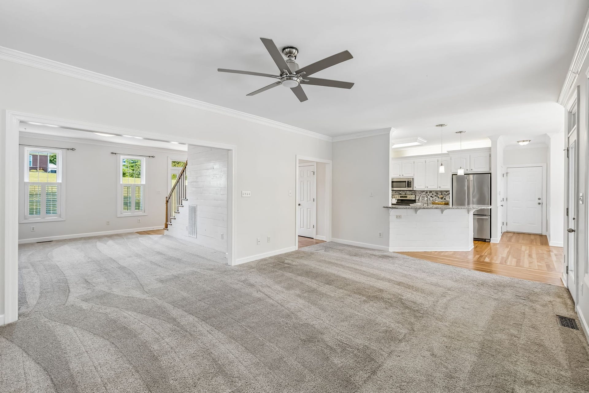 1404 Brook Dr, Columbia, TN 38401 1404 Brook Dr, Columbia, TN 38401
