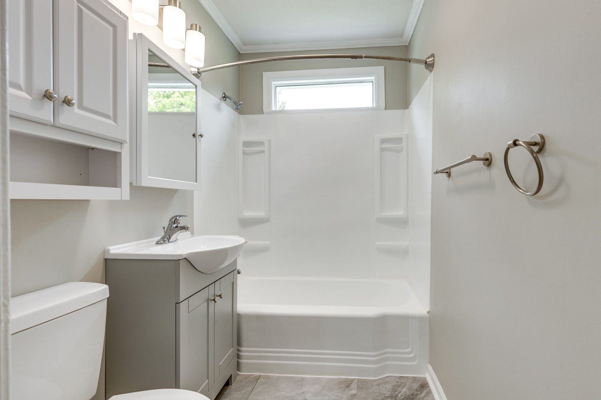 404 Green Acres Dr, Columbia, TN 38401 404 Green Acres Dr, Columbia, TN 38401