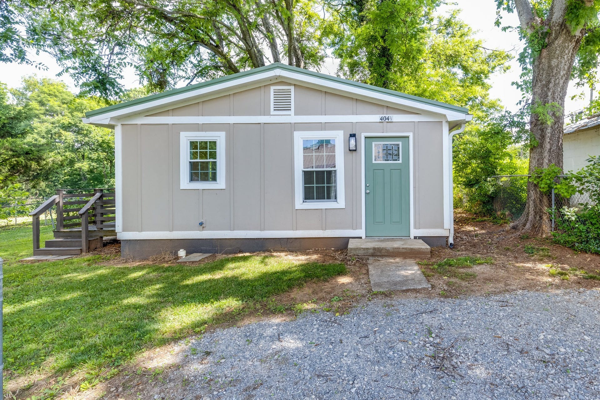 404 Green Acres Dr, Columbia, TN 38401 404 Green Acres Dr, Columbia, TN 38401