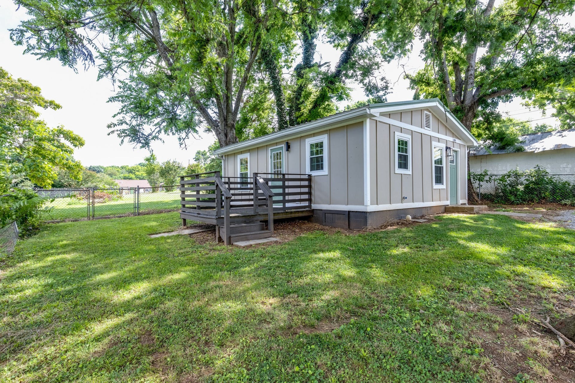 404 Green Acres Dr, Columbia, TN 38401 404 Green Acres Dr, Columbia, TN 38401