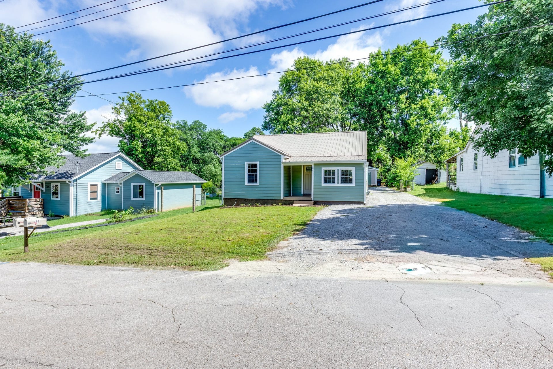 404 Green Acres Dr, Columbia, TN 38401 404 Green Acres Dr, Columbia, TN 38401