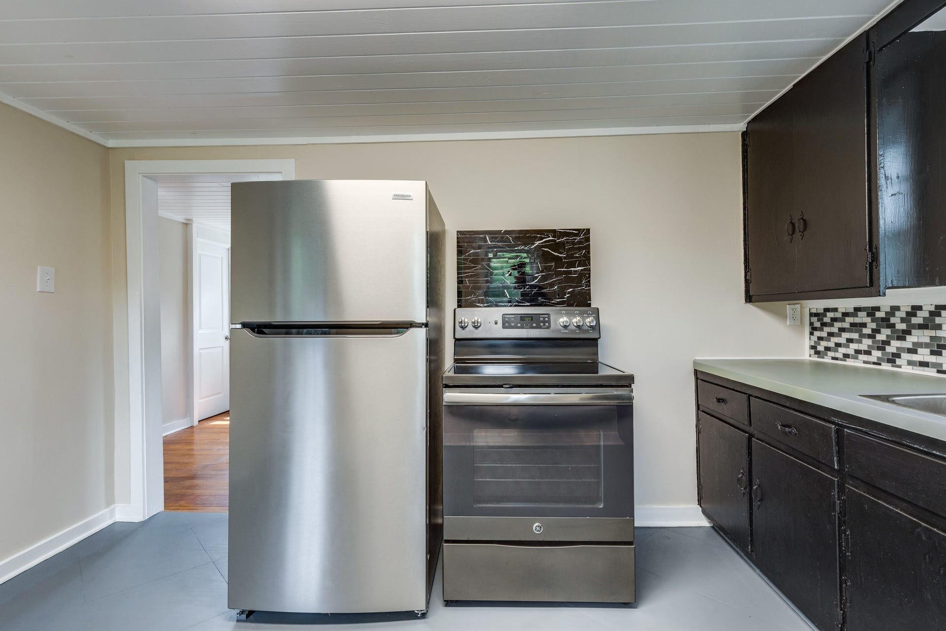 404 Green Acres Dr, Columbia, TN 38401 404 Green Acres Dr, Columbia, TN 38401