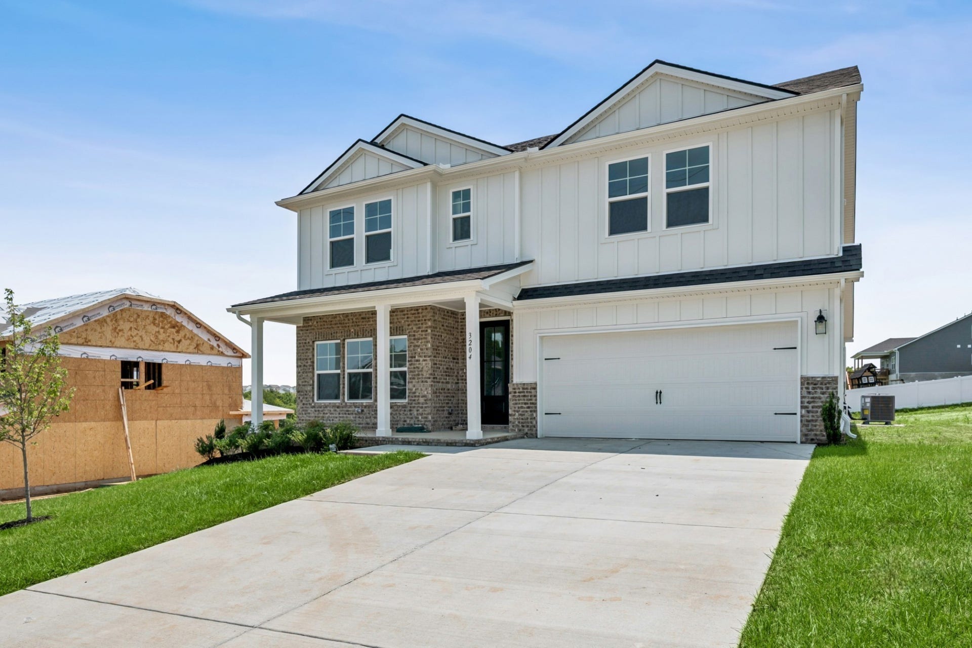 3204 Gravity Dr, Columbia, TN 38401 Front Exterior
