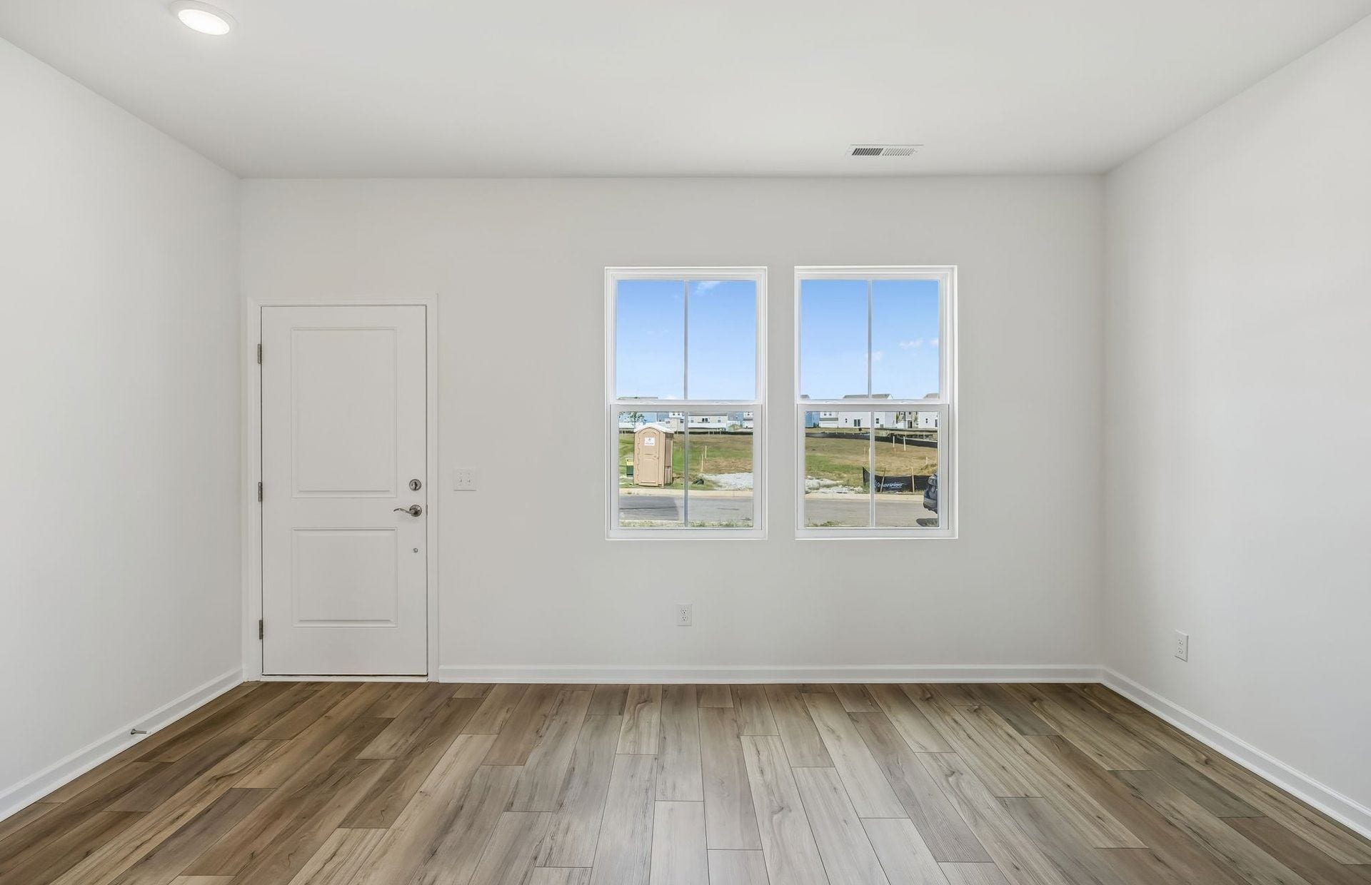 3241 Barrel Oak Pass, Columbia, TN 38401