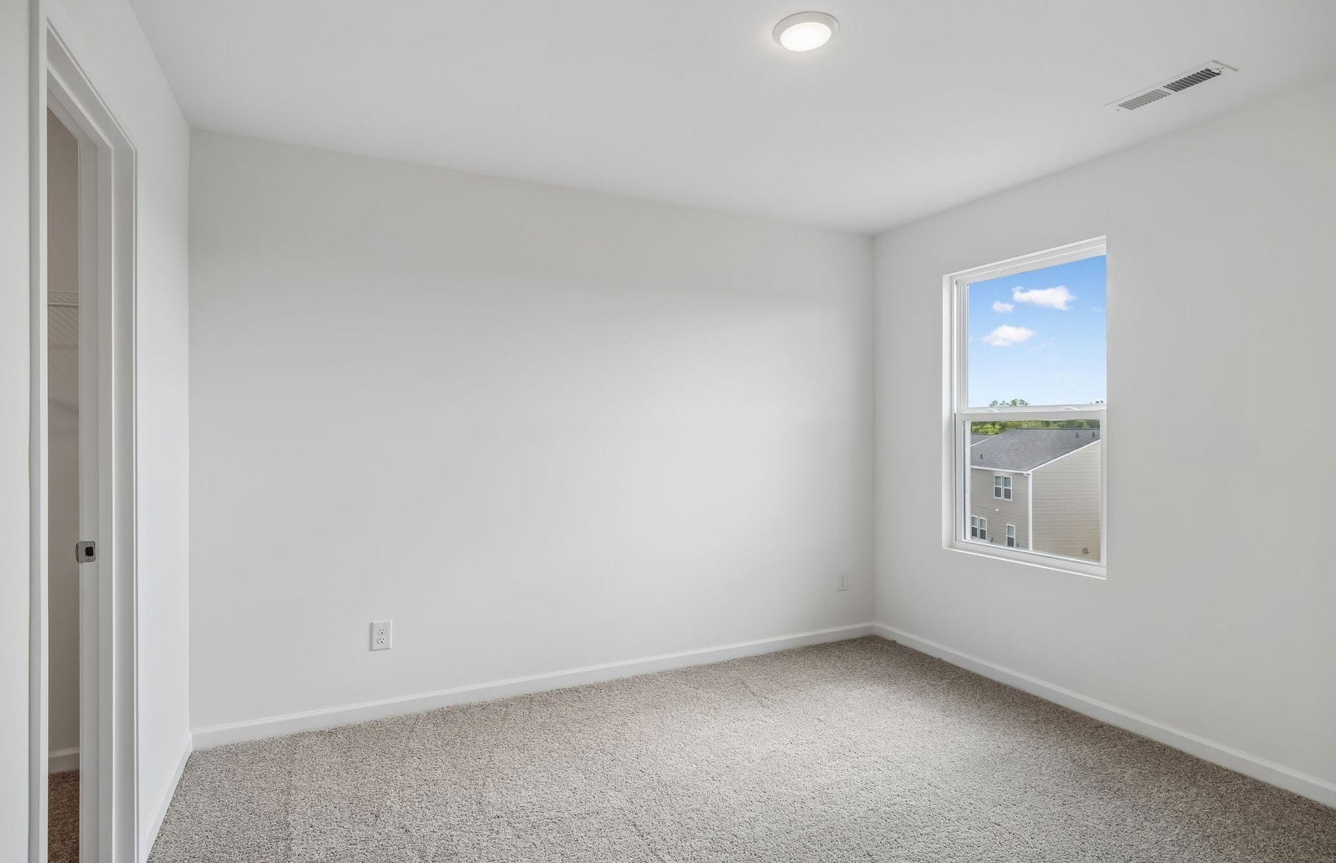 3241 Barrel Oak Pass, Columbia, TN 38401