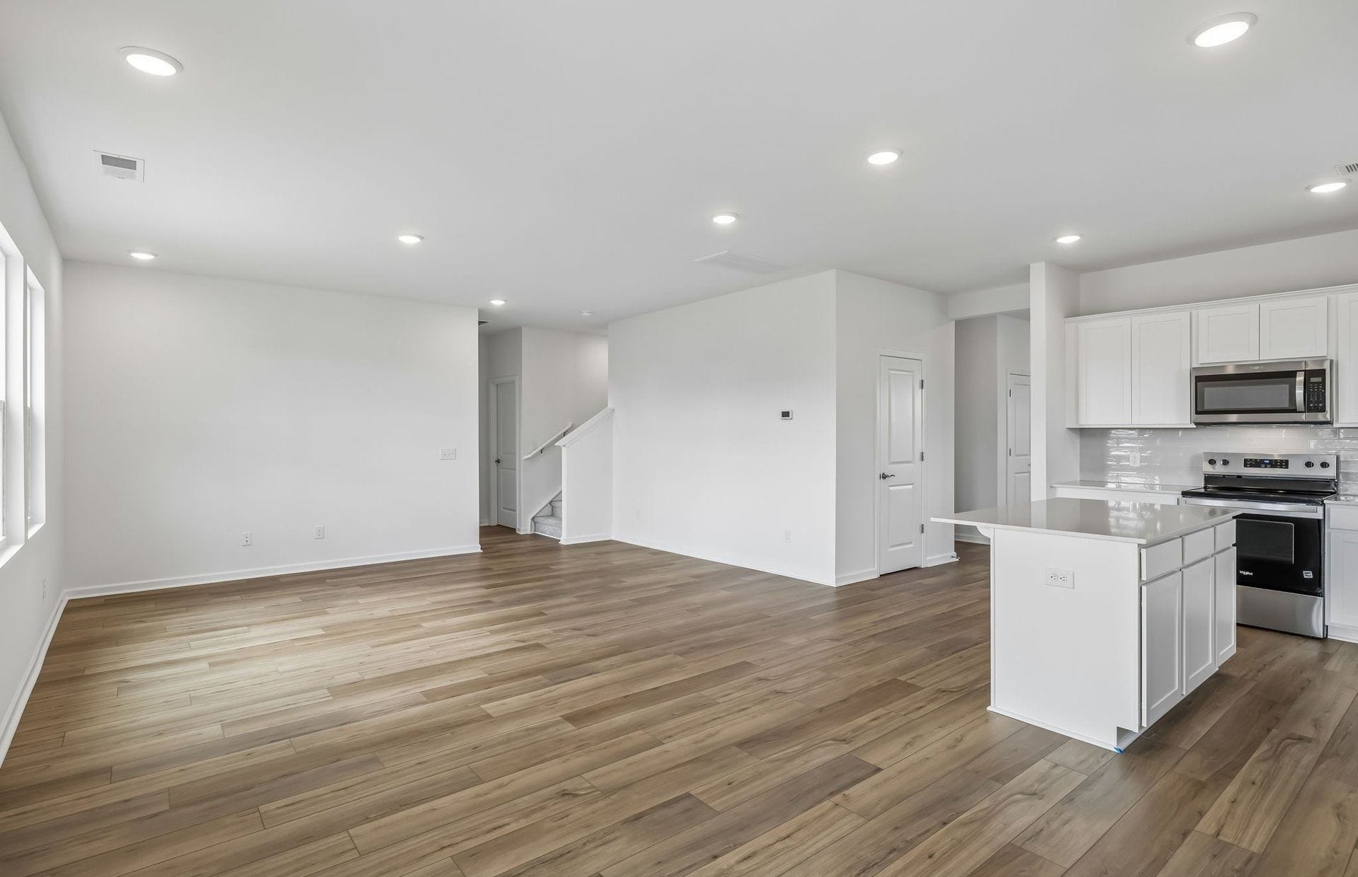 3241 Barrel Oak Pass, Columbia, TN 38401