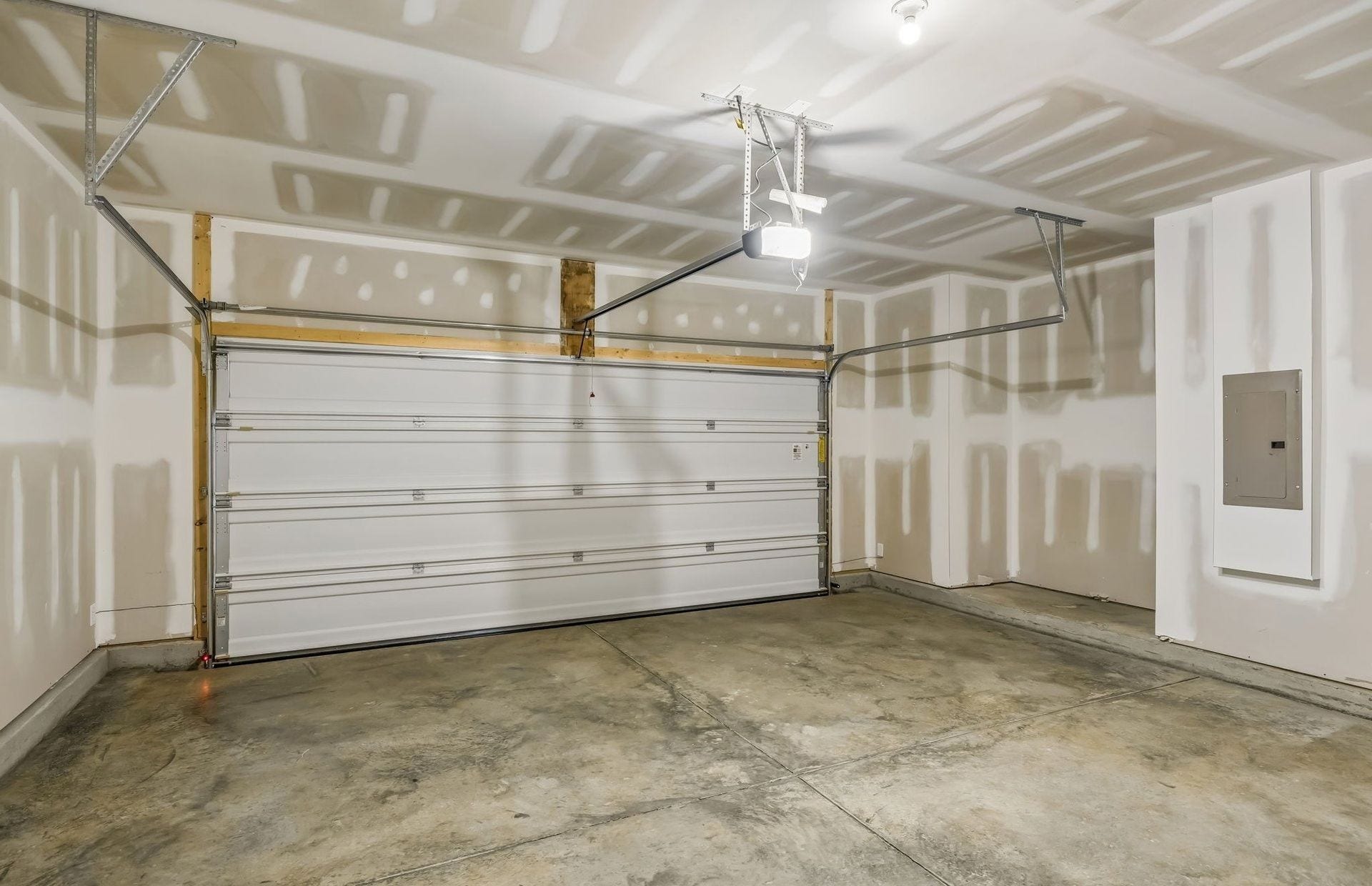 3241 Barrel Oak Pass, Columbia, TN 38401