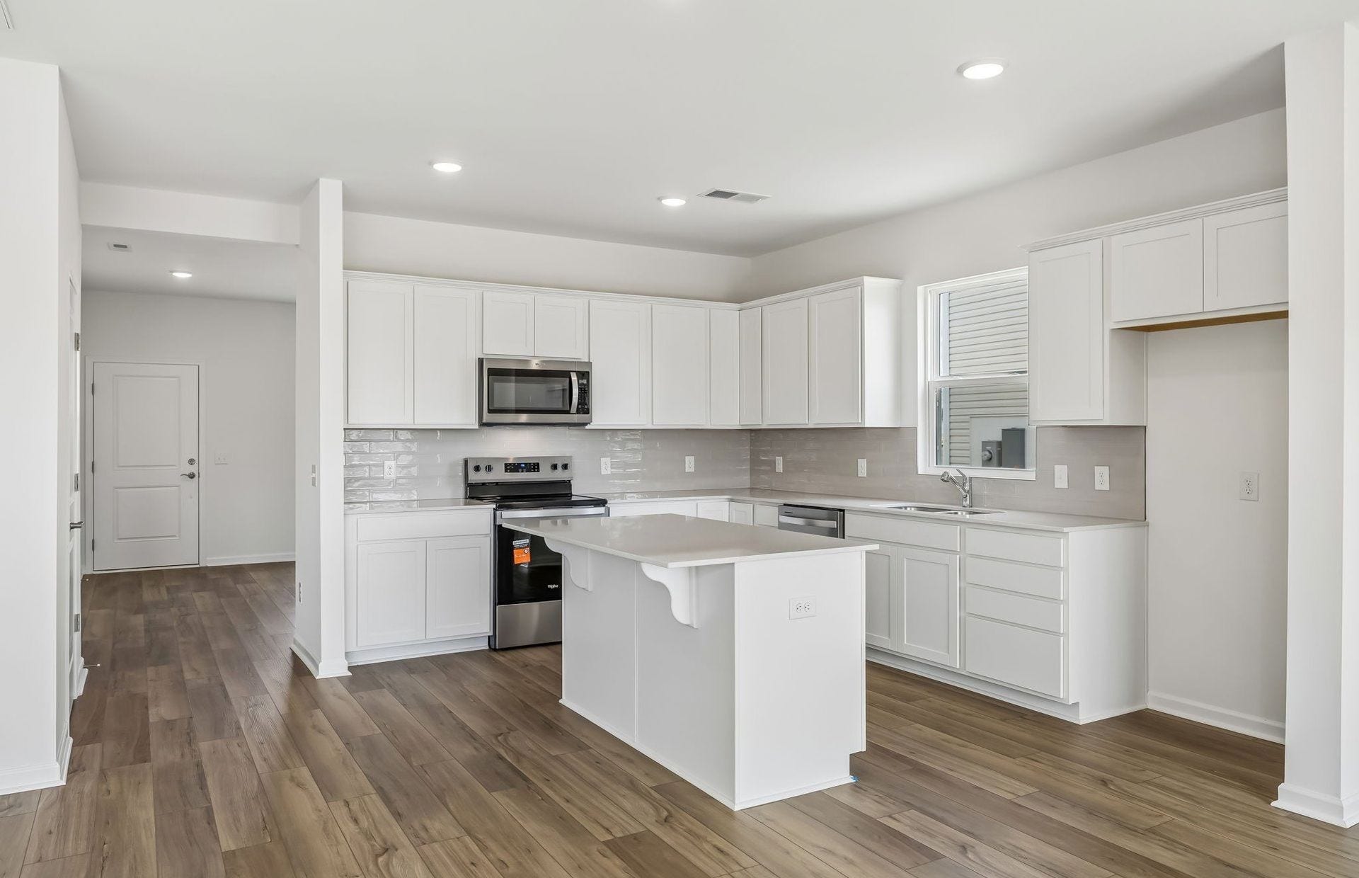 3241 Barrel Oak Pass, Columbia, TN 38401