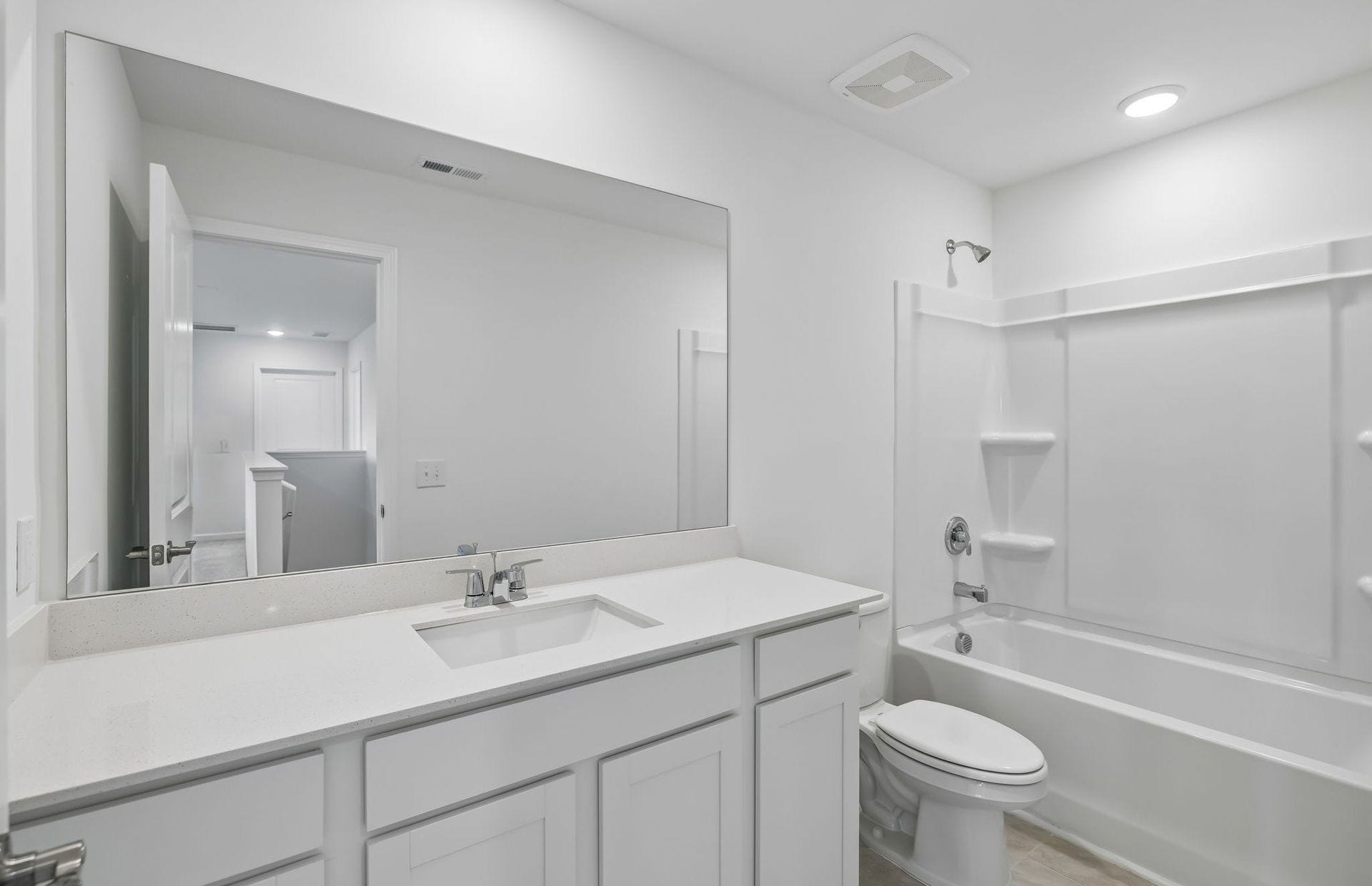 3241 Barrel Oak Pass, Columbia, TN 38401