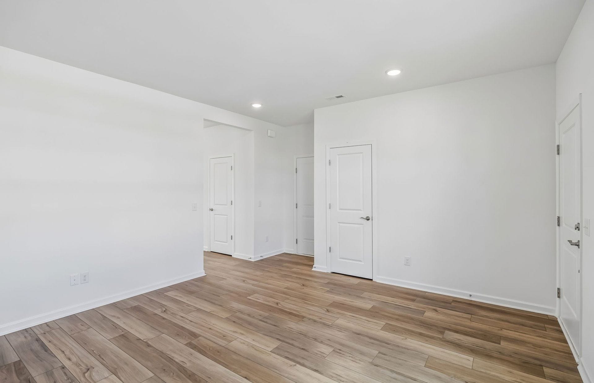 3241 Barrel Oak Pass, Columbia, TN 38401