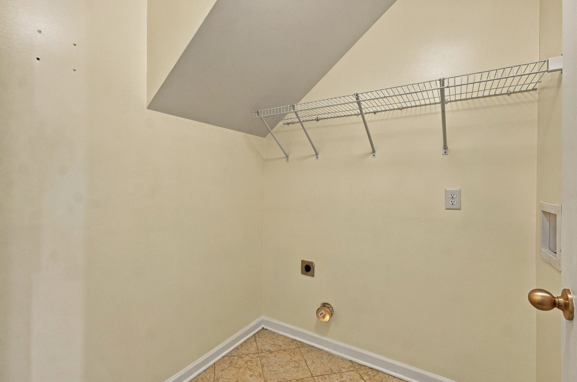 2539 Walpole Ln, Columbia, TN 38401 2539 Walpole Ln, Columbia, TN 38401
