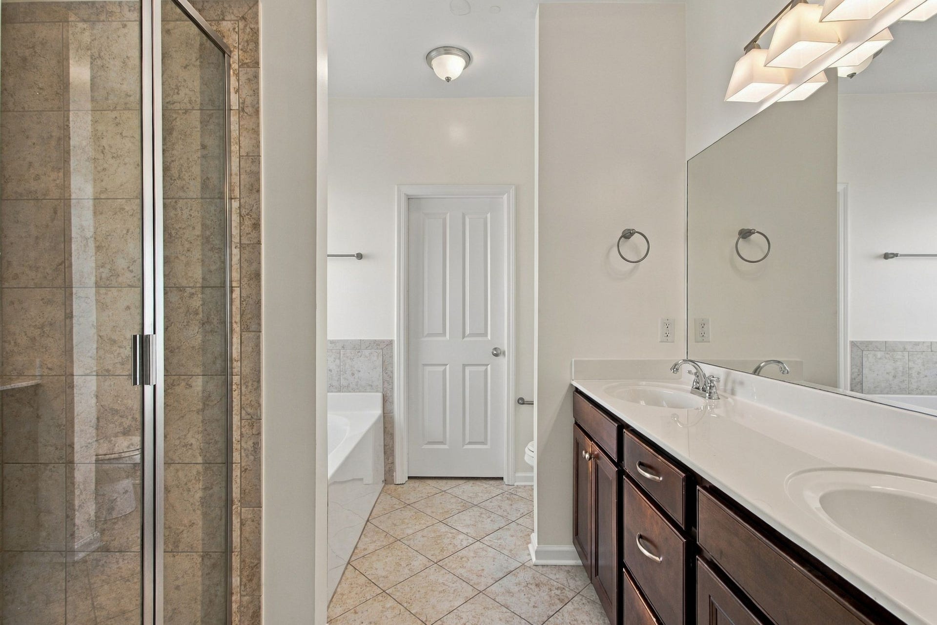2539 Walpole Ln, Columbia, TN 38401 2539 Walpole Ln, Columbia, TN 38401