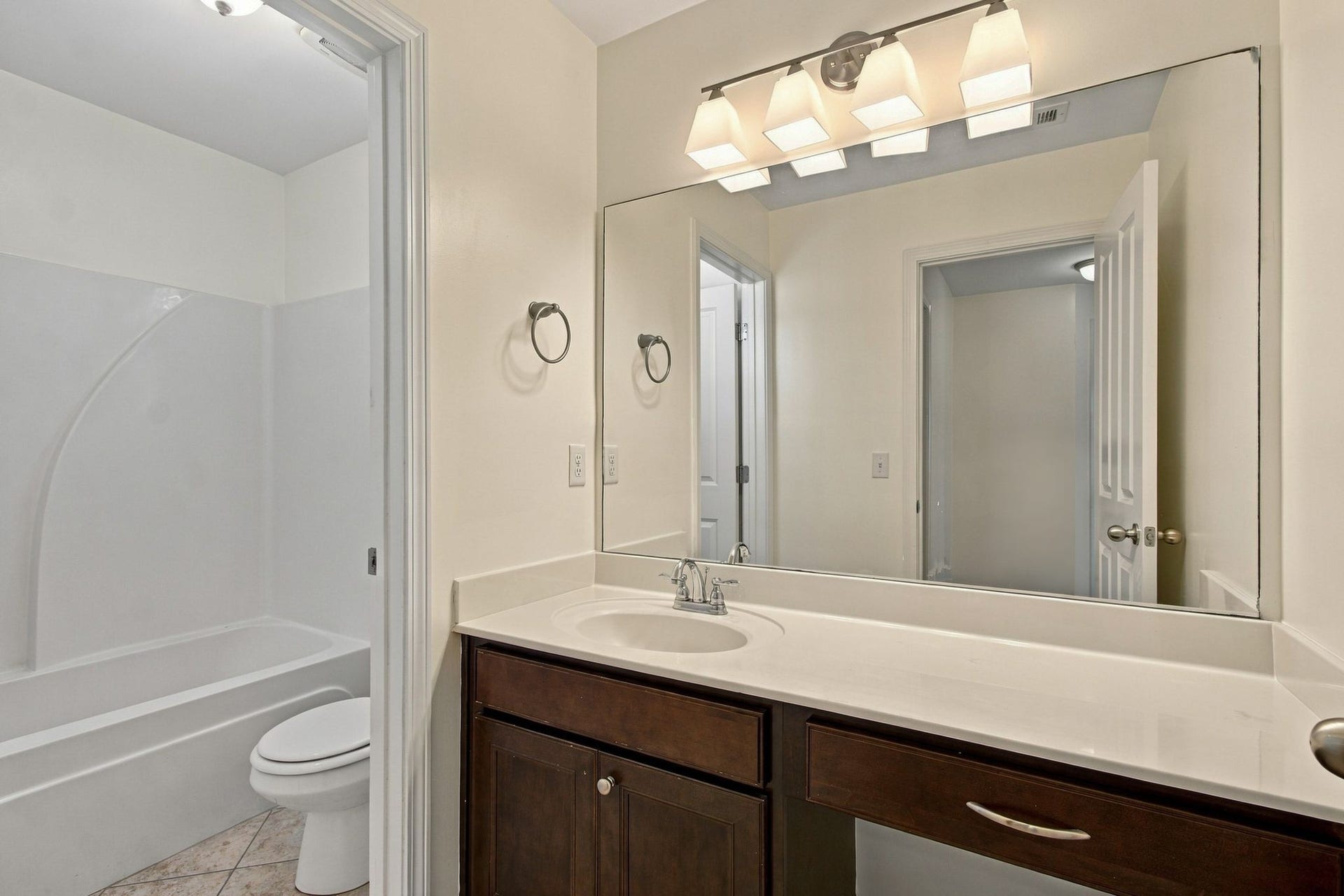 2539 Walpole Ln, Columbia, TN 38401 2539 Walpole Ln, Columbia, TN 38401