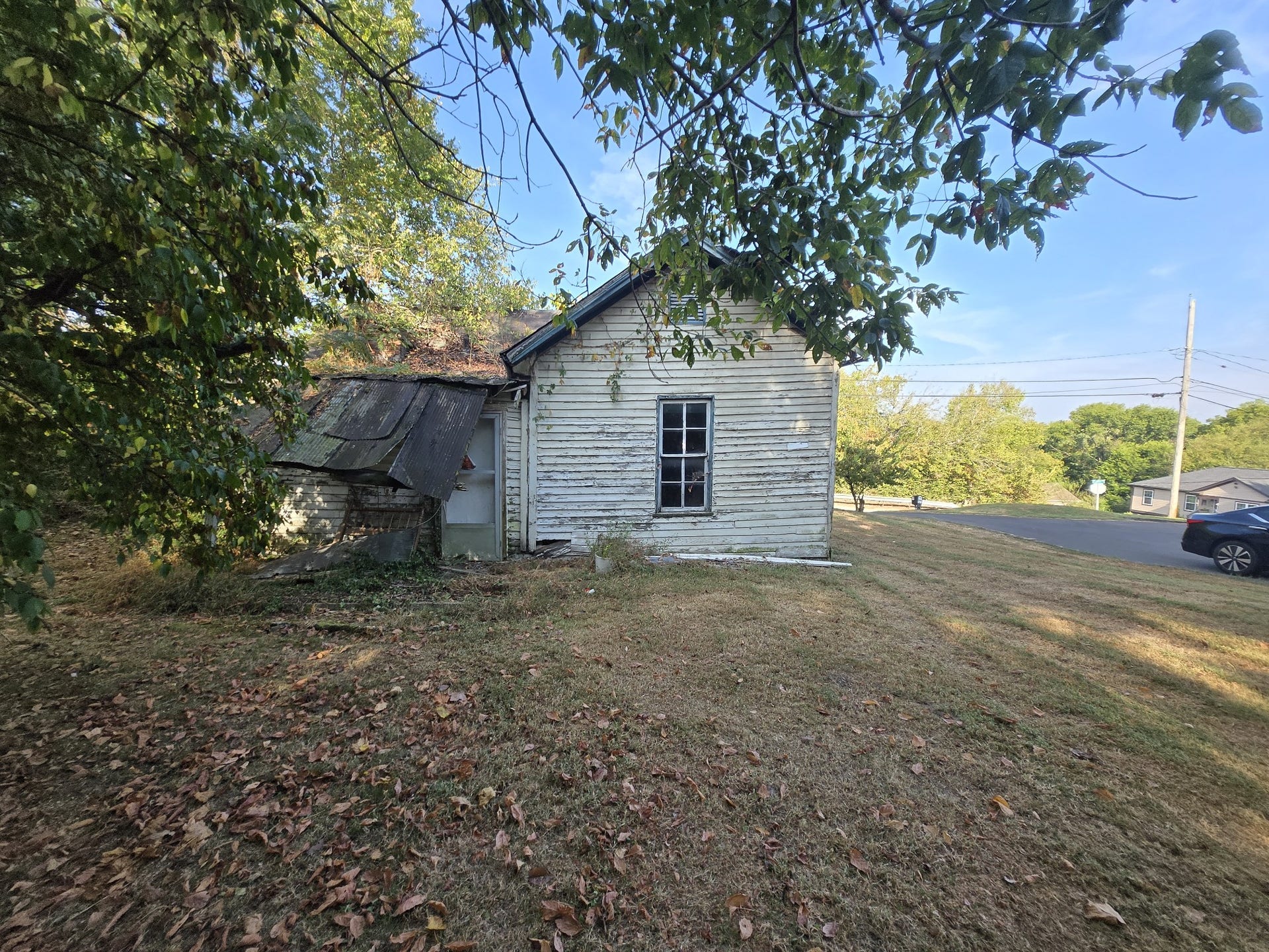 704 N Water St, Columbia, TN 38401