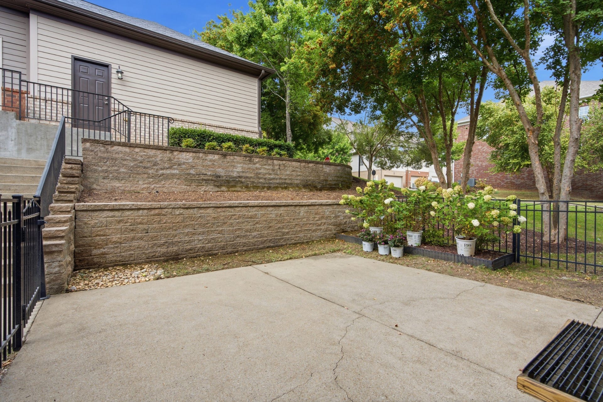 1401 Moher Blvd, Franklin, TN 37069 1401 Moher Blvd, Franklin, TN 37069