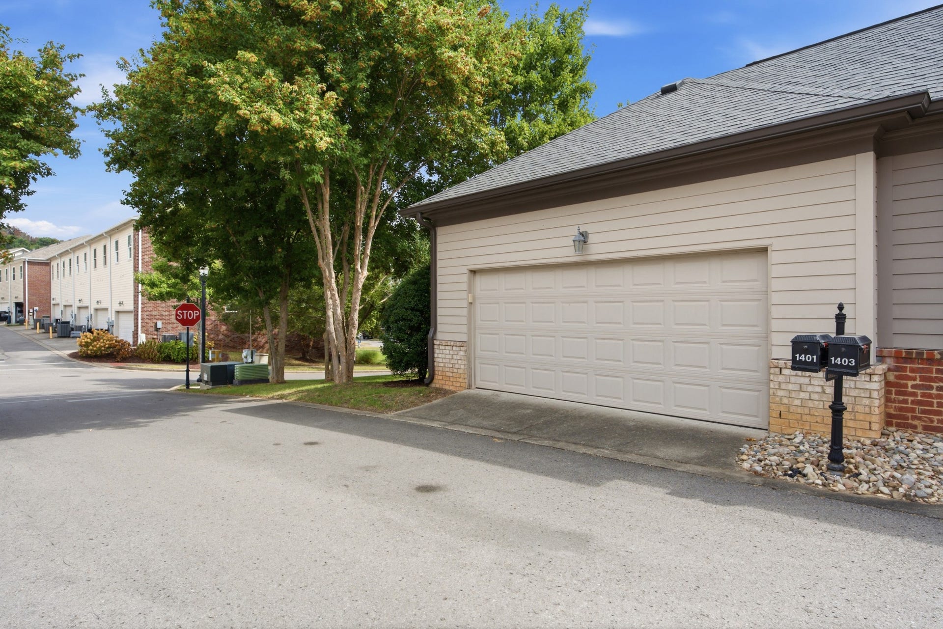 1401 Moher Blvd, Franklin, TN 37069 1401 Moher Blvd, Franklin, TN 37069